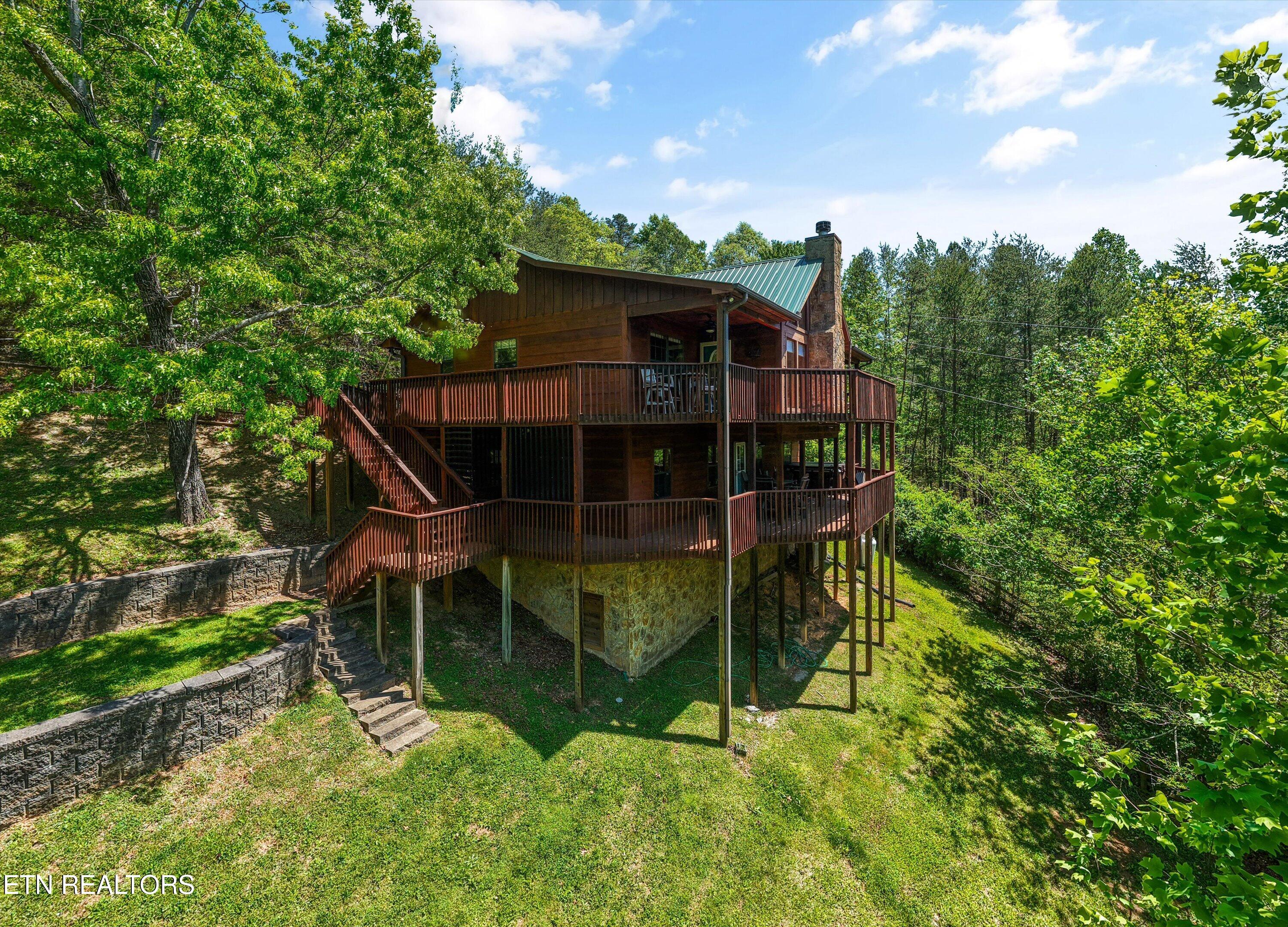 1916 Buds Ridge Way Sevierville TN 37862