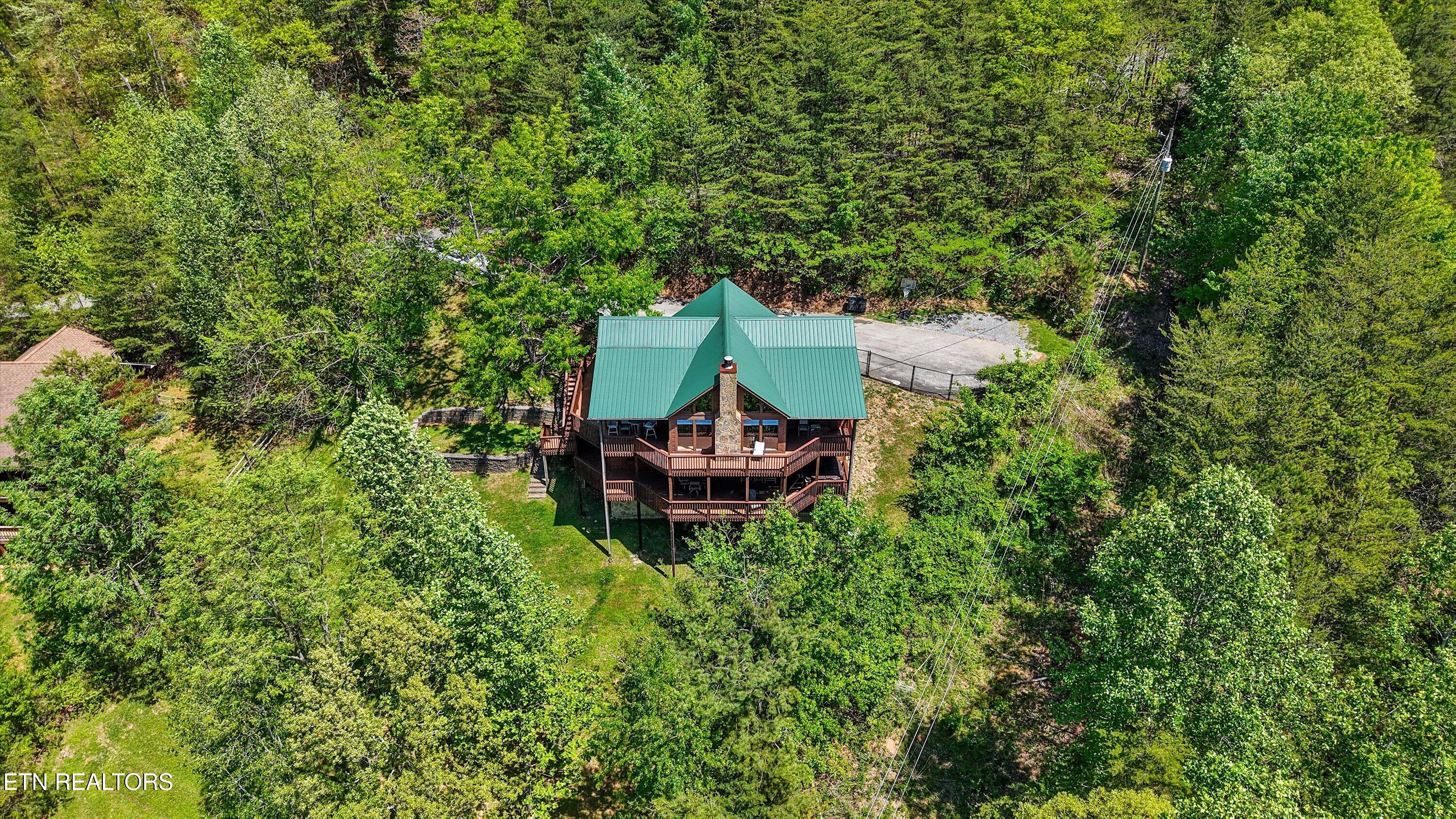 1916 Buds Ridge Way Sevierville TN 37862