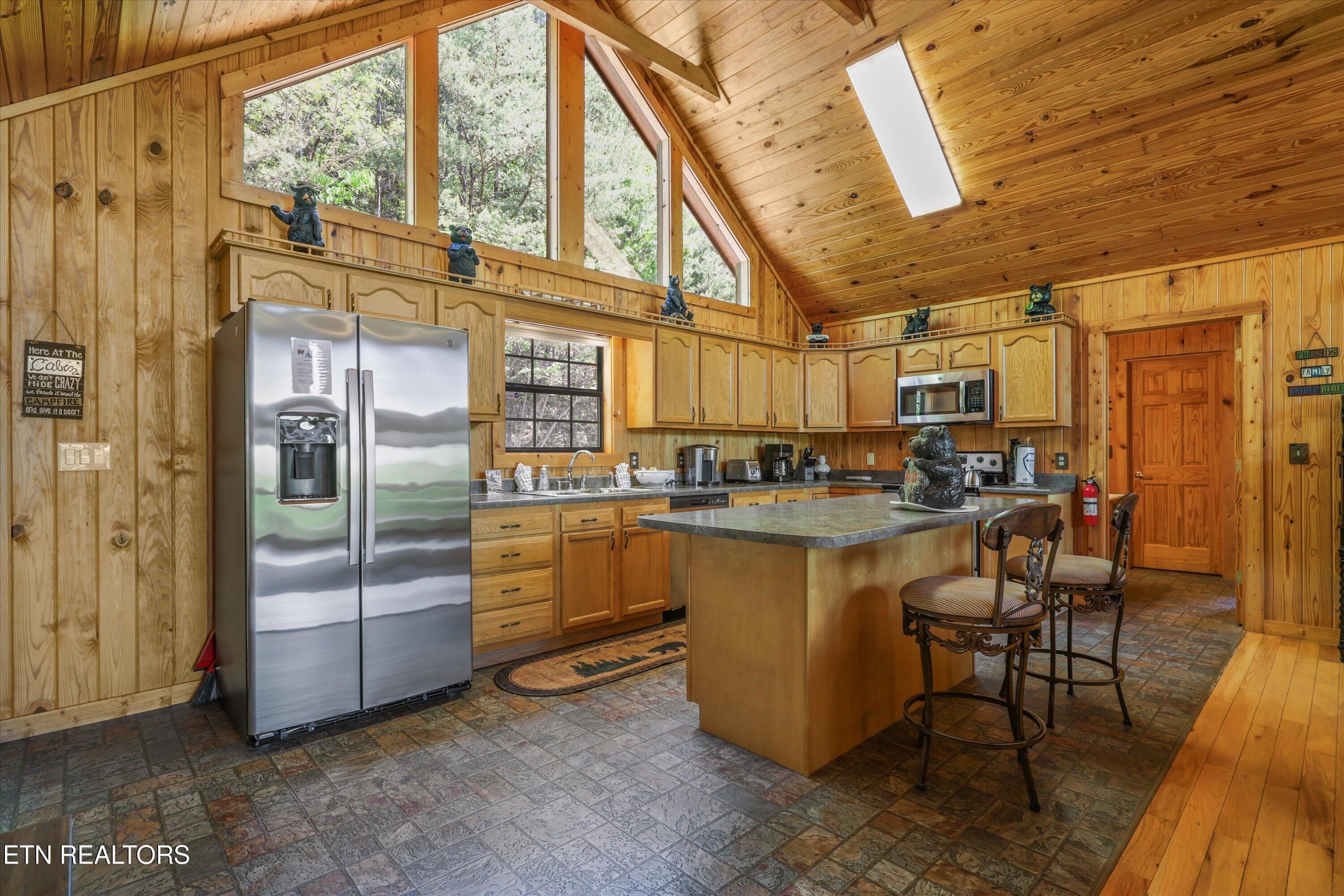 1916 Buds Ridge Way Sevierville TN 37862
