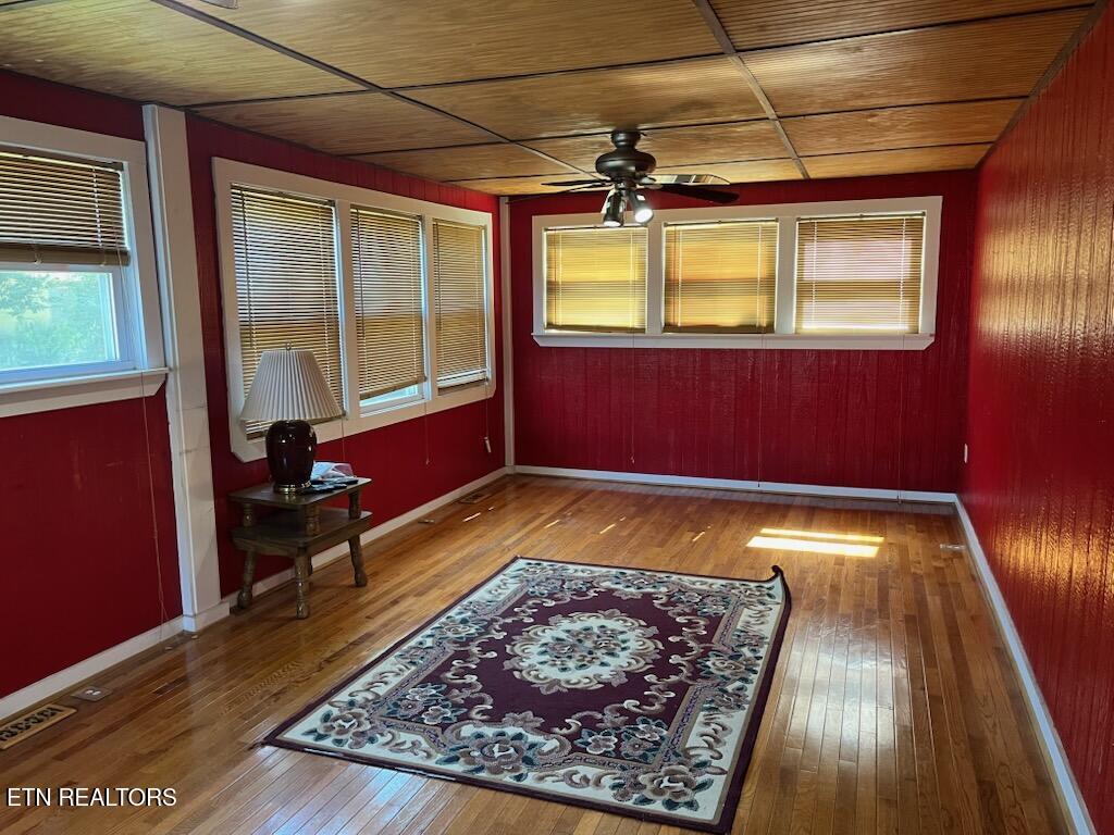 311 Willow Lane Rocky Top TN 37769