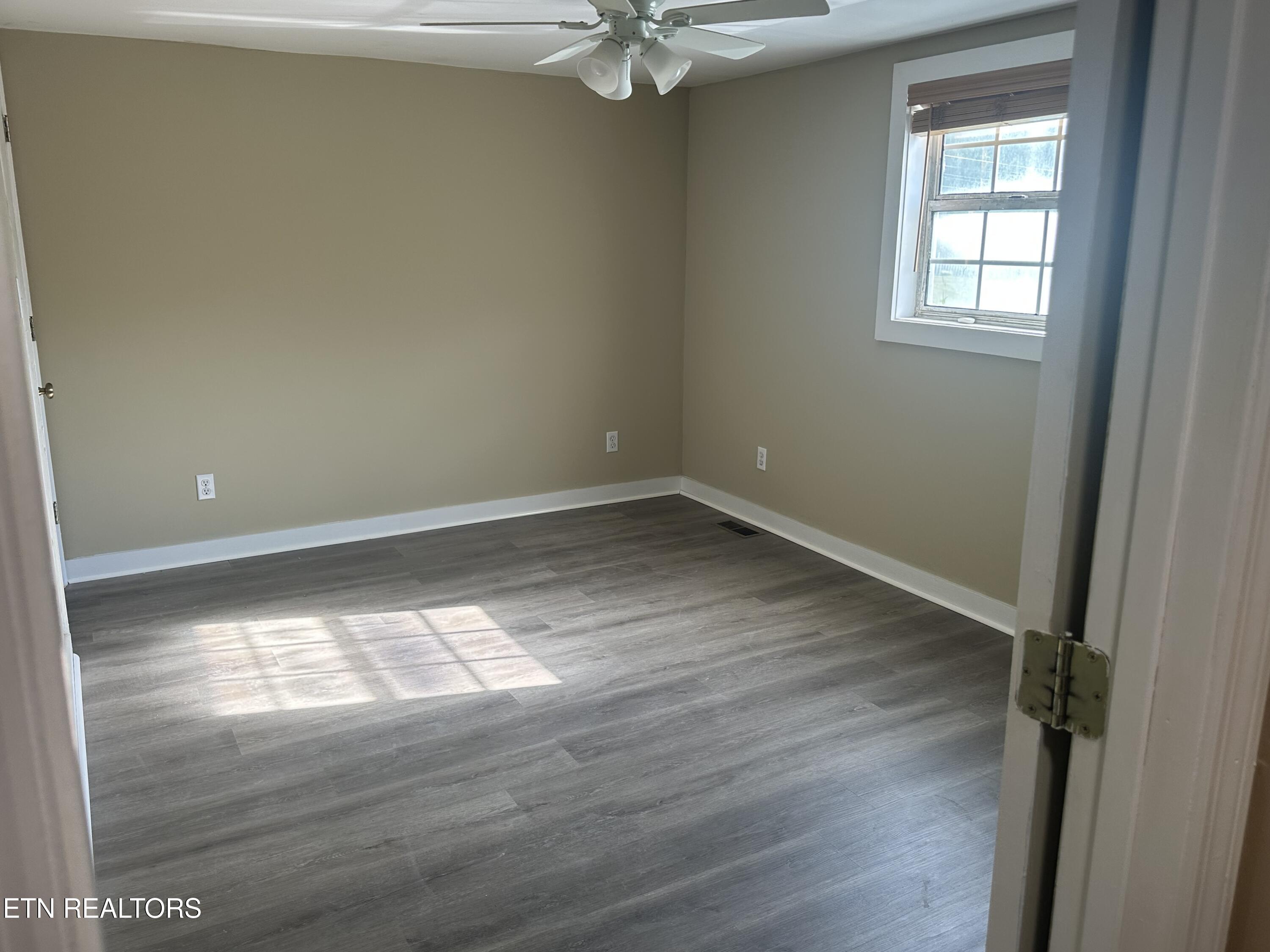 311 Willow Lane Rocky Top TN 37769