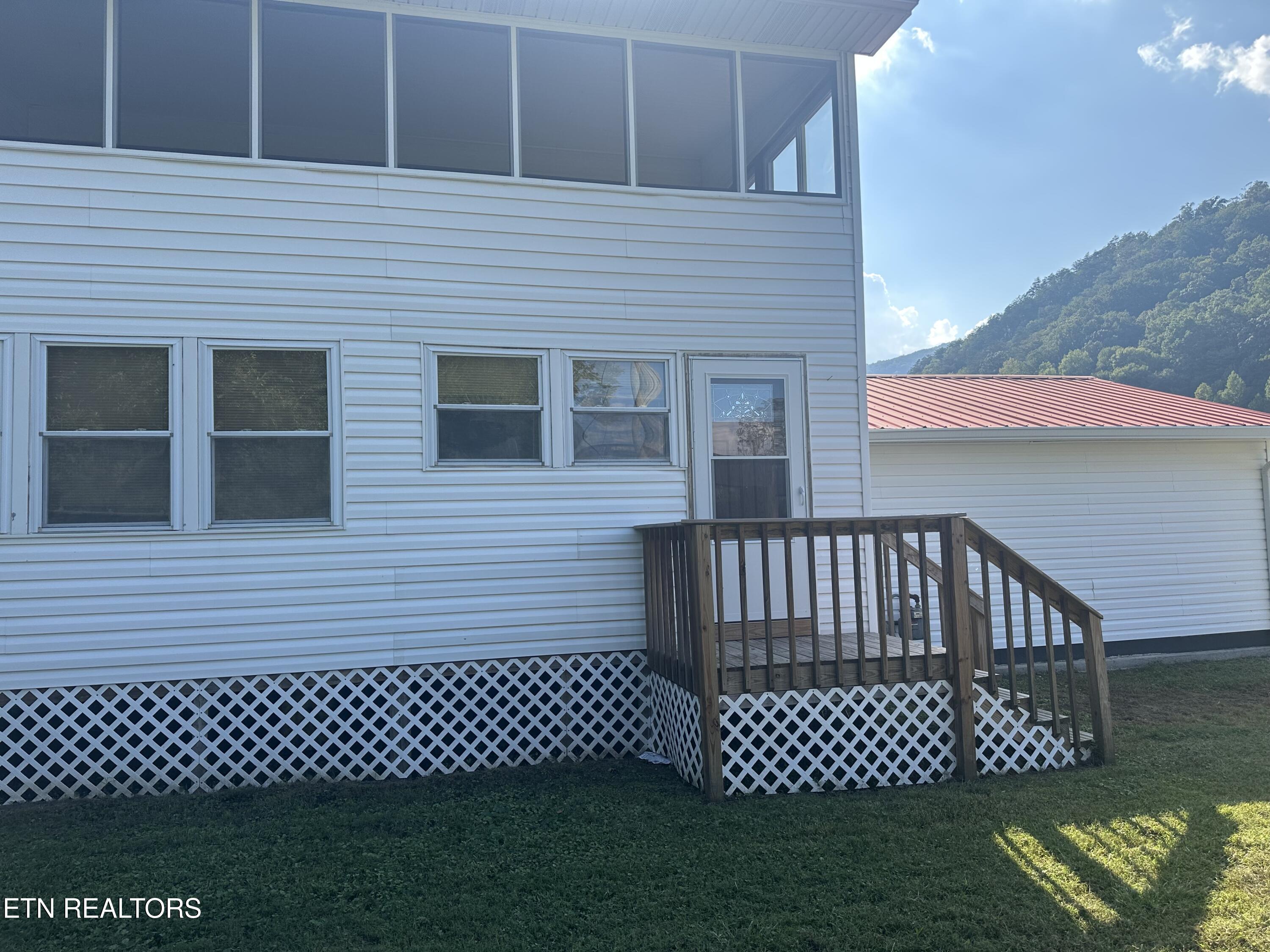 311 Willow Lane Rocky Top TN 37769