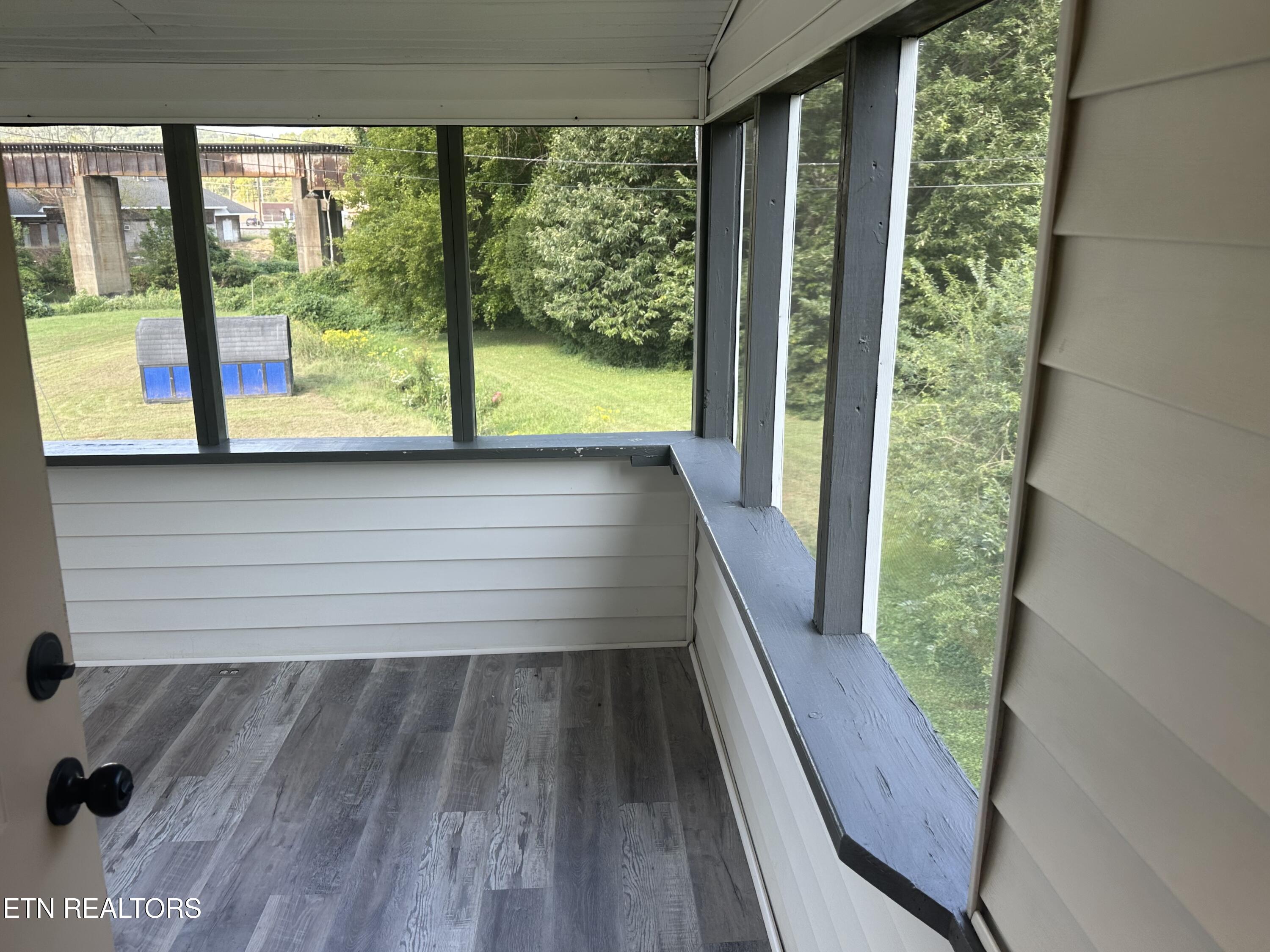 311 Willow Lane Rocky Top TN 37769