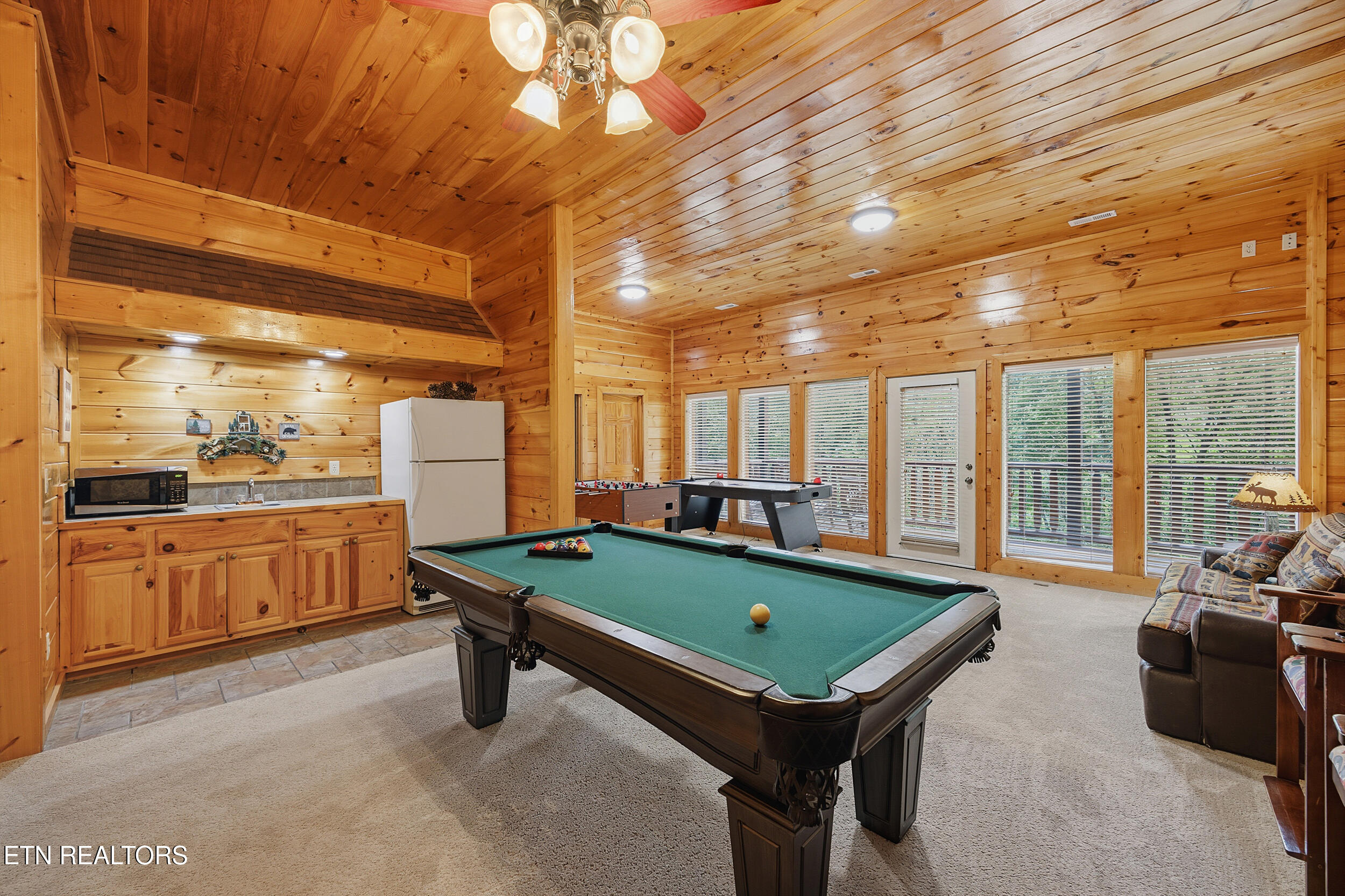 4420 Shangrila Way Sevierville TN 37876
