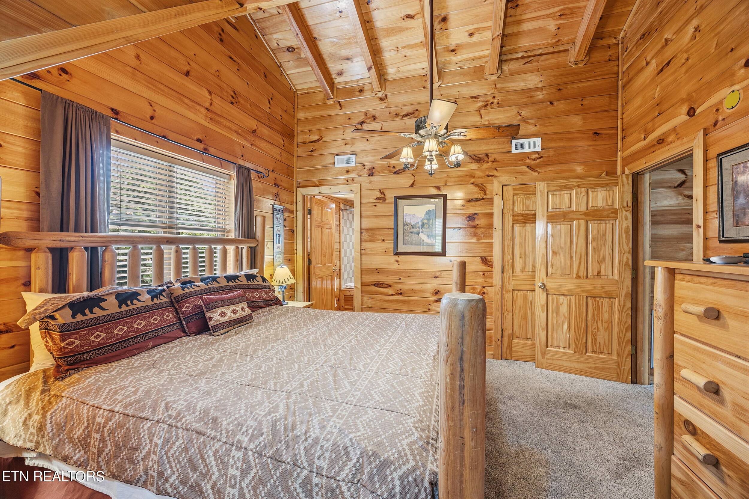 4420 Shangrila Way Sevierville TN 37876