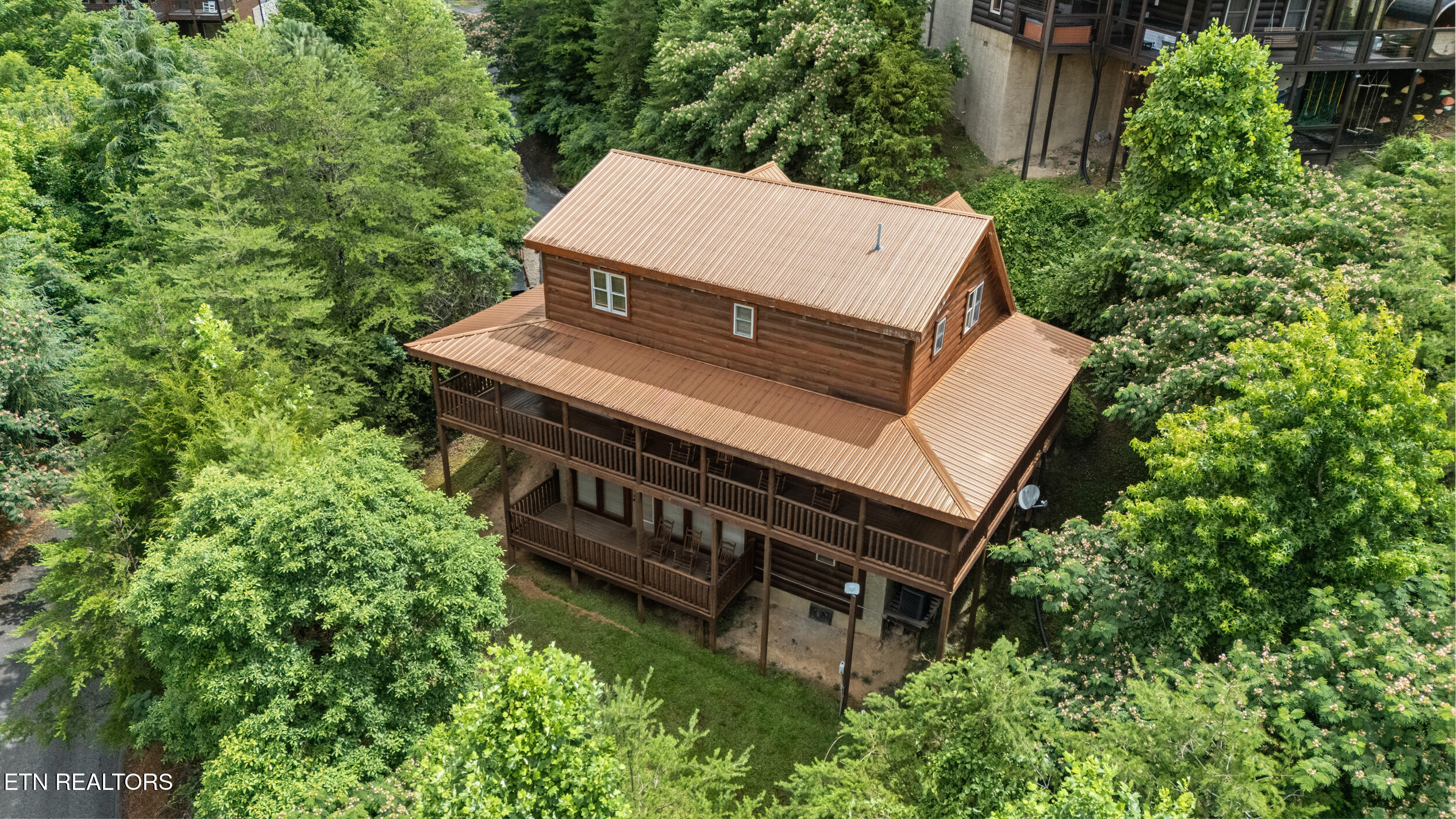 4420 Shangrila Way Sevierville TN 37876