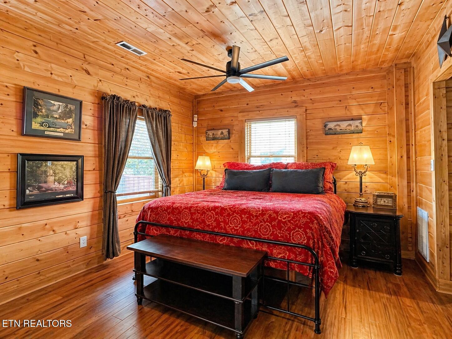 1619 J E D Trail Sevierville TN 37862