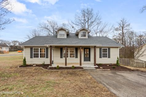 805 Farnsworth Court Strawberry Plains TN 37871