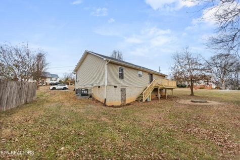805 Farnsworth Court Strawberry Plains TN 37871