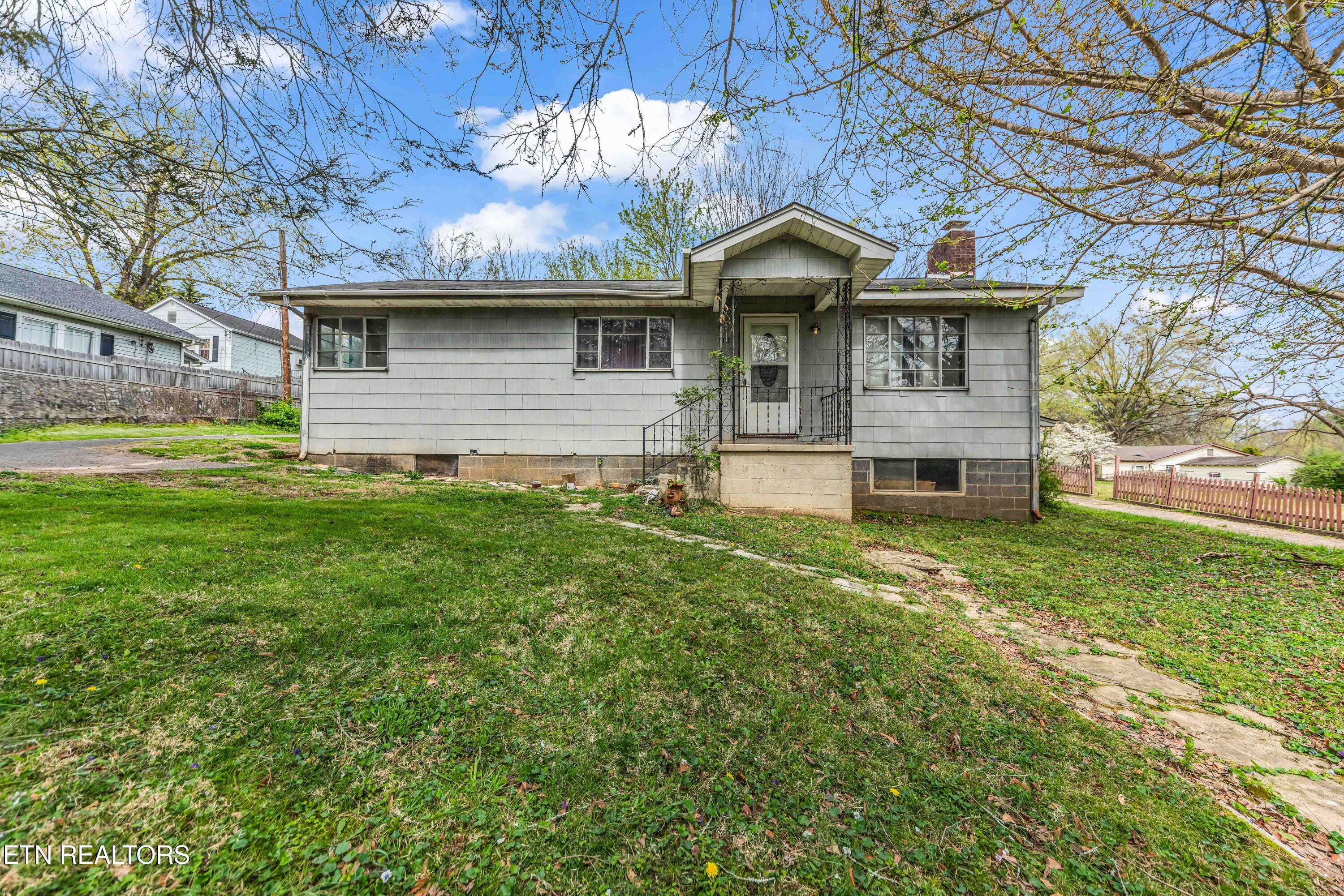 2909 Montbelle Drive Knoxville TN 37918