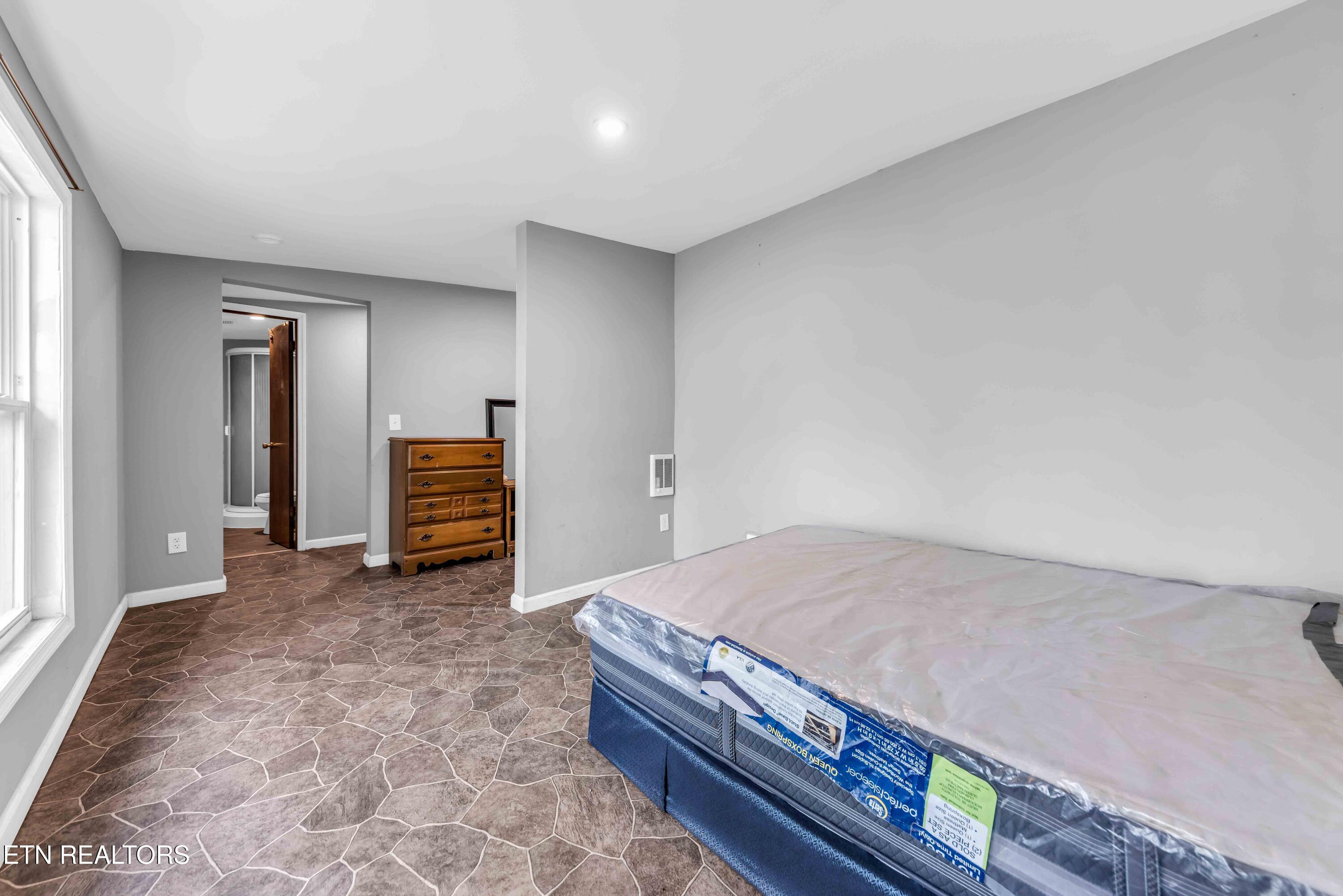 2909 Montbelle Drive Knoxville TN 37918