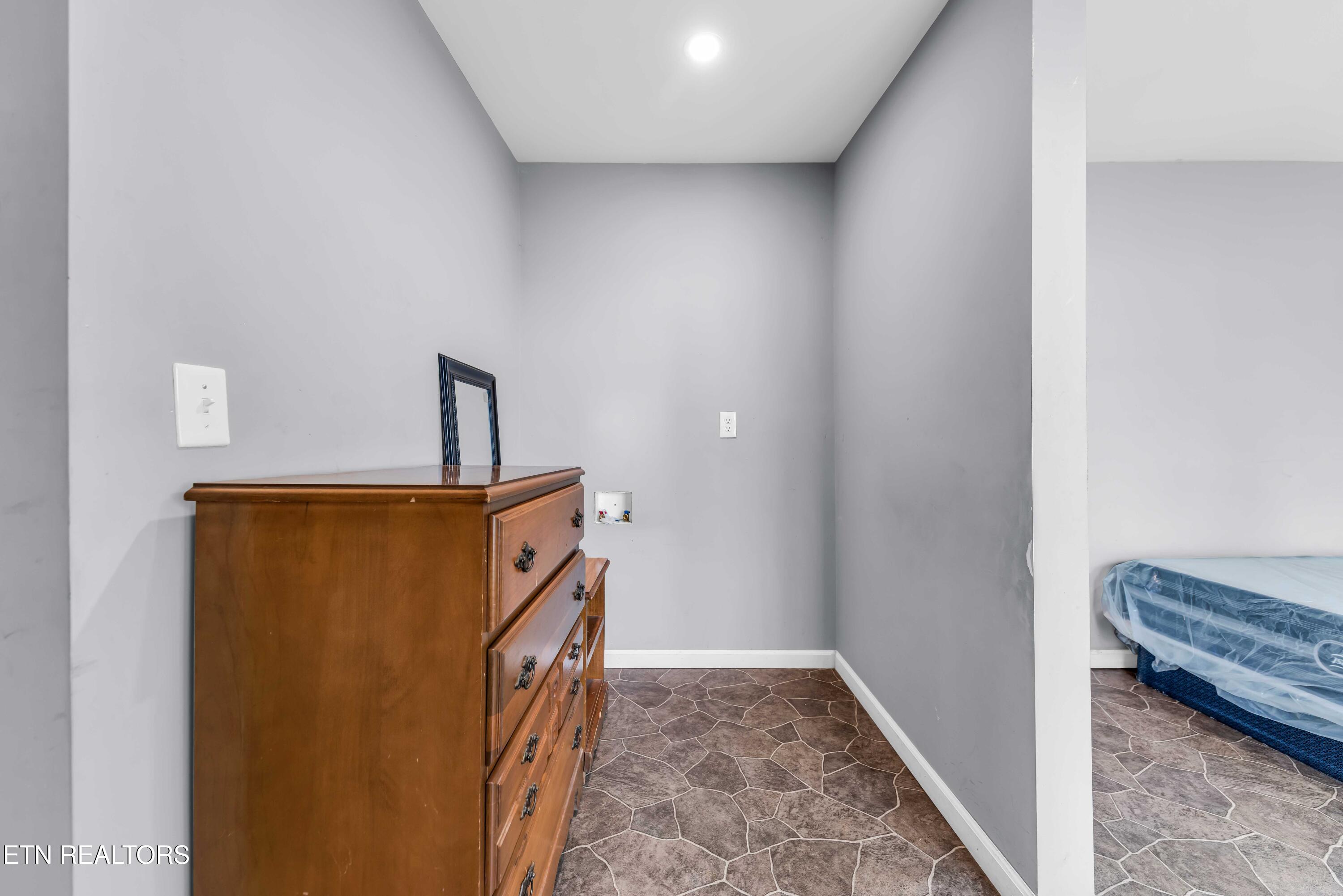 2909 Montbelle Drive Knoxville TN 37918