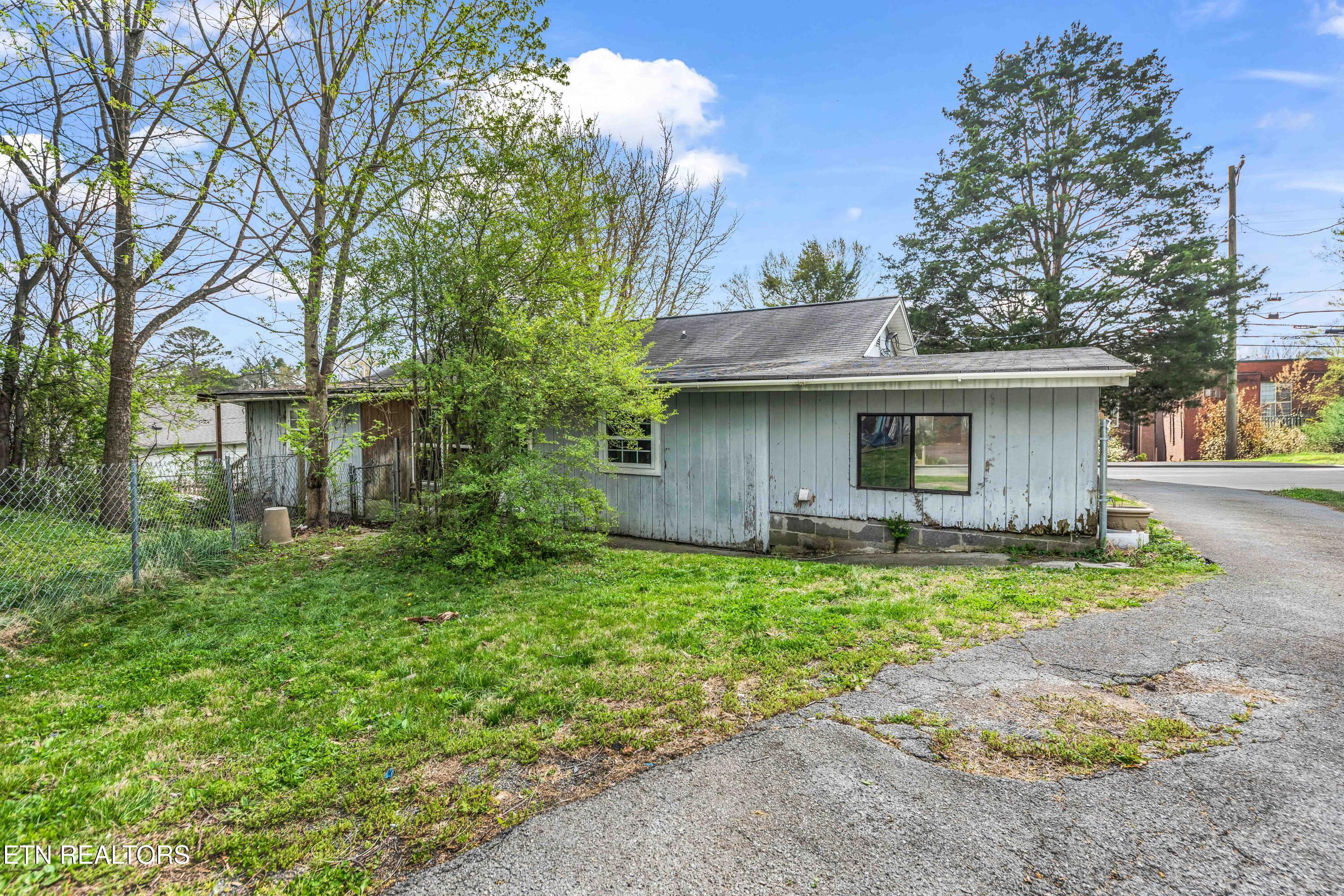 2909 Montbelle Drive Knoxville TN 37918