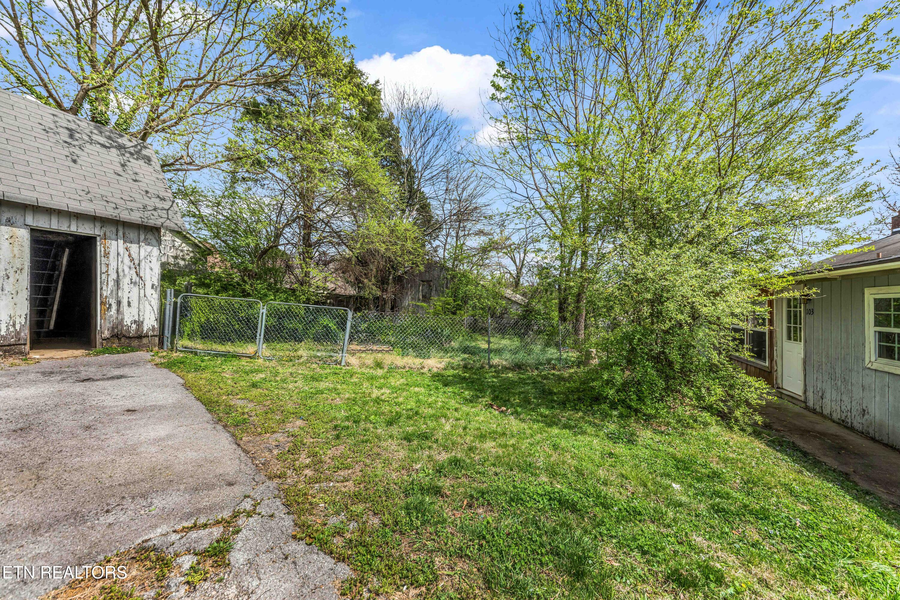 2909 Montbelle Drive Knoxville TN 37918