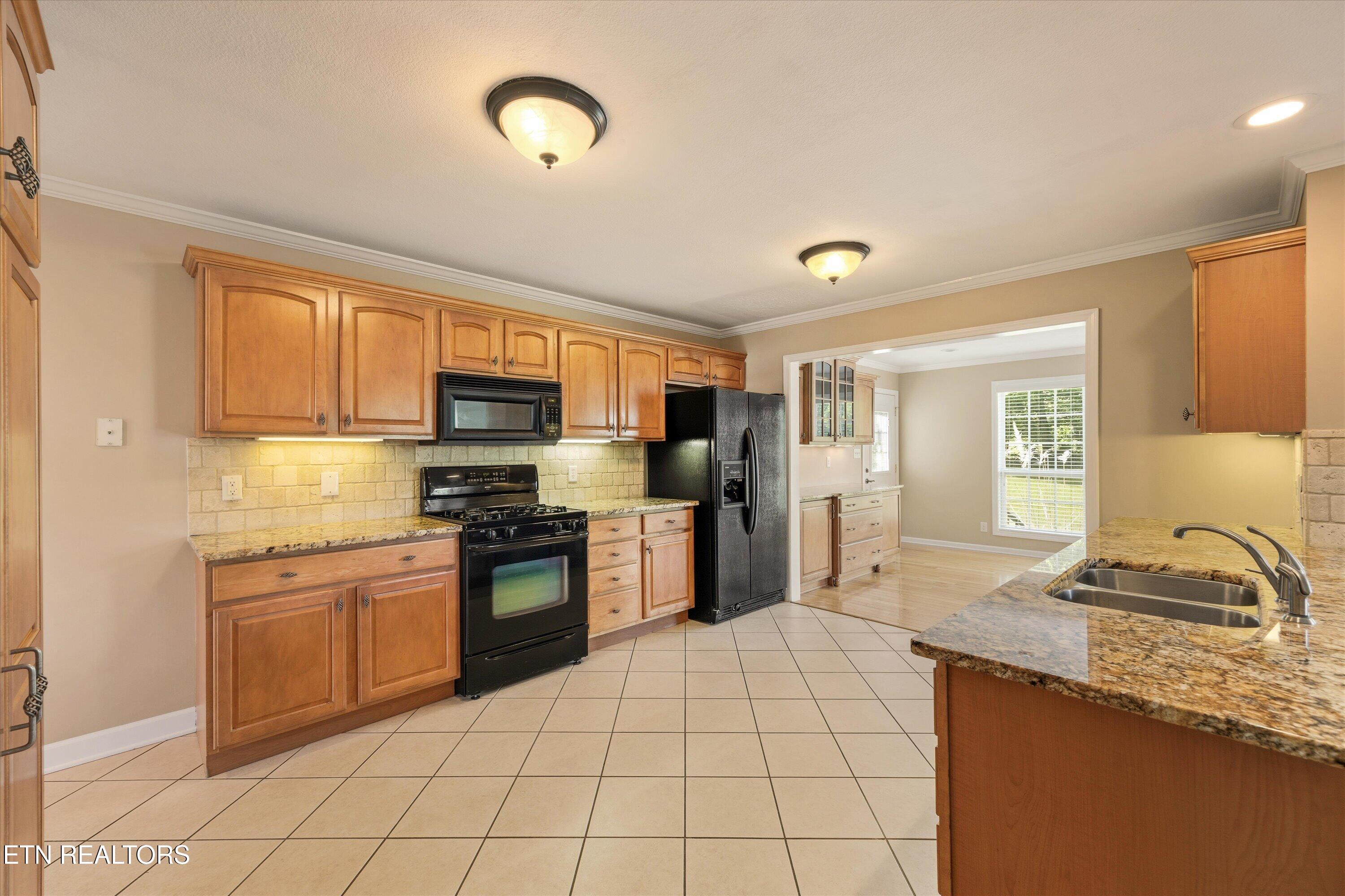 1117 Amber Glades Lane Knoxville TN 37922