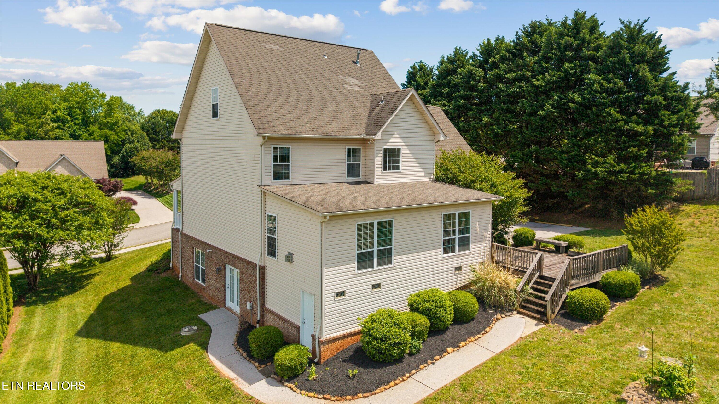 1117 Amber Glades Lane Knoxville TN 37922