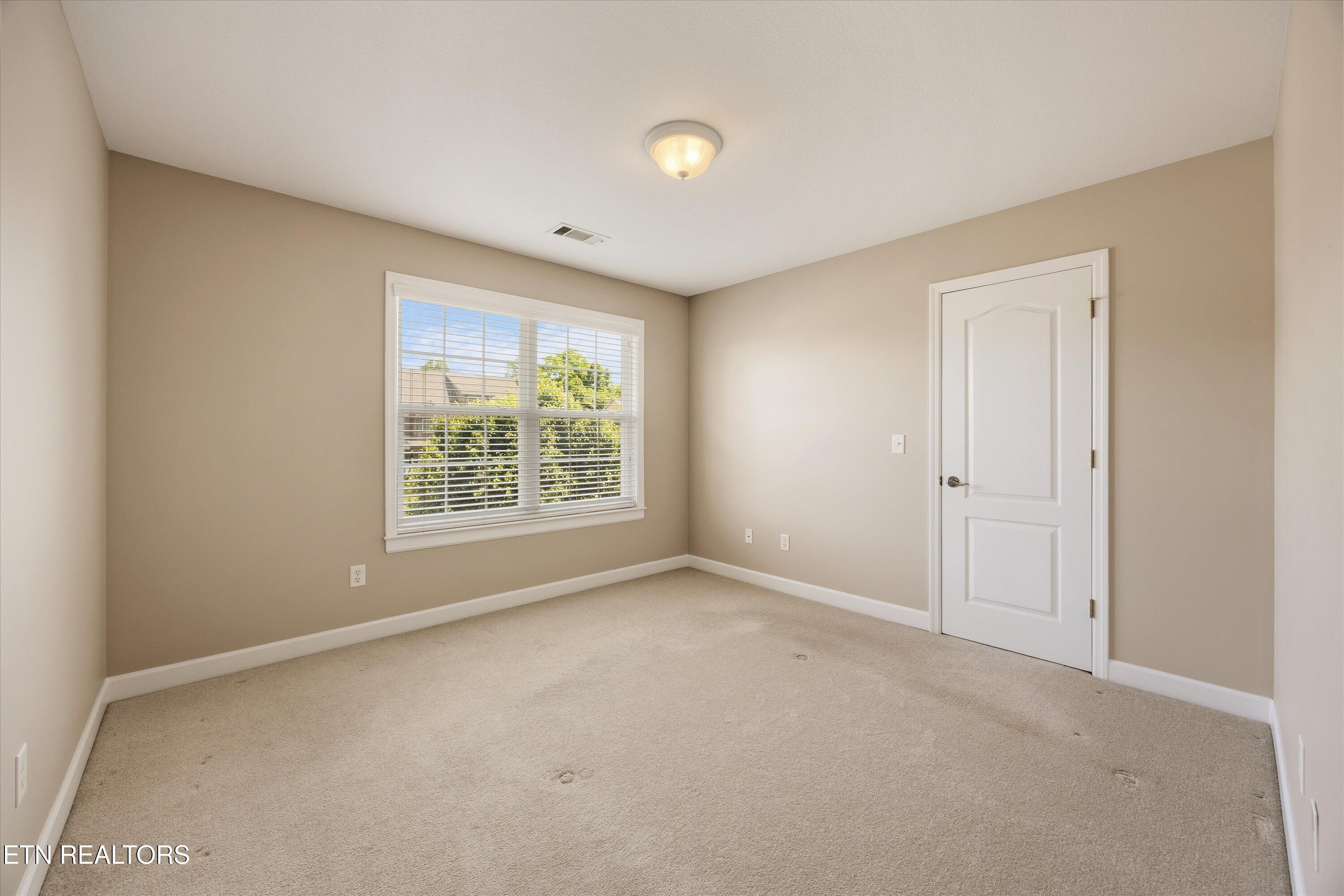 1117 Amber Glades Lane Knoxville TN 37922