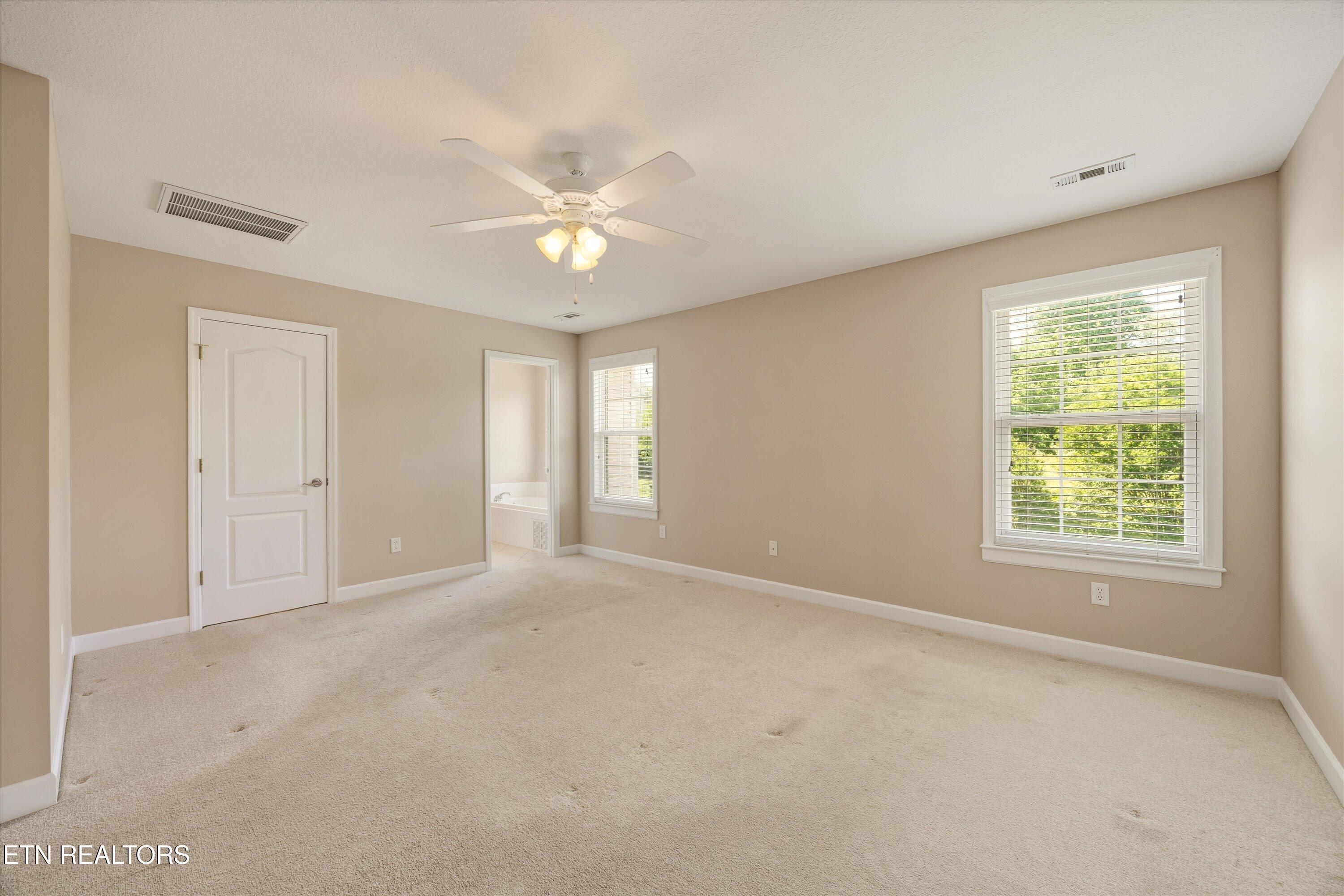 1117 Amber Glades Lane Knoxville TN 37922