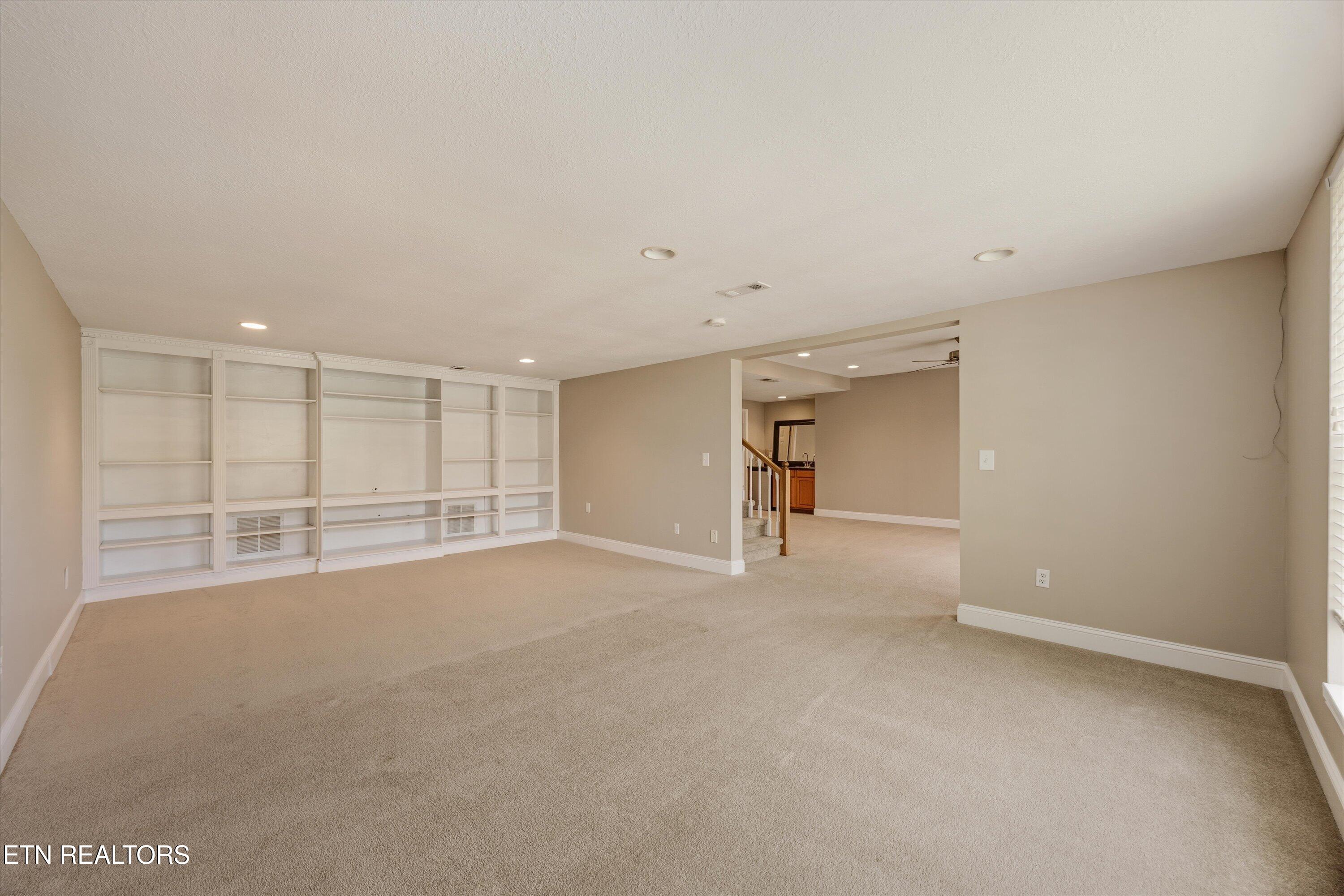 1117 Amber Glades Lane Knoxville TN 37922