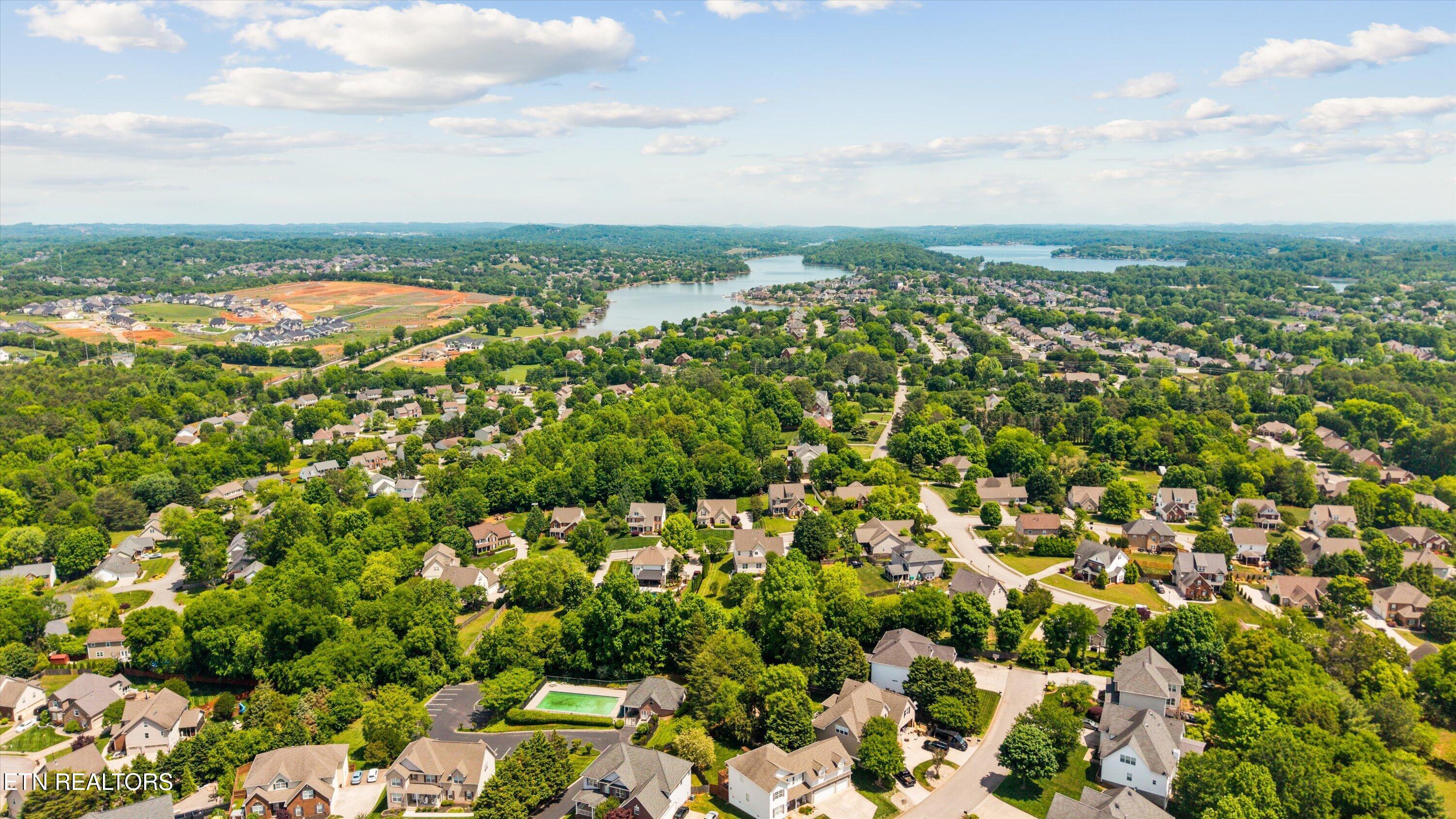 1117 Amber Glades Lane Knoxville TN 37922
