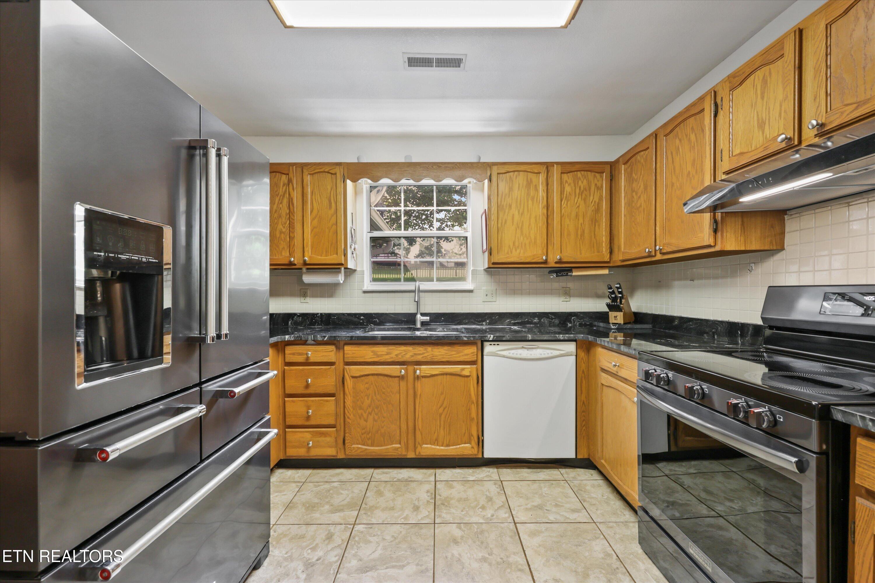 11033 Center Cross Drive Knoxville TN 37934