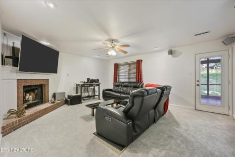 11033 Center Cross Drive Knoxville TN 37934