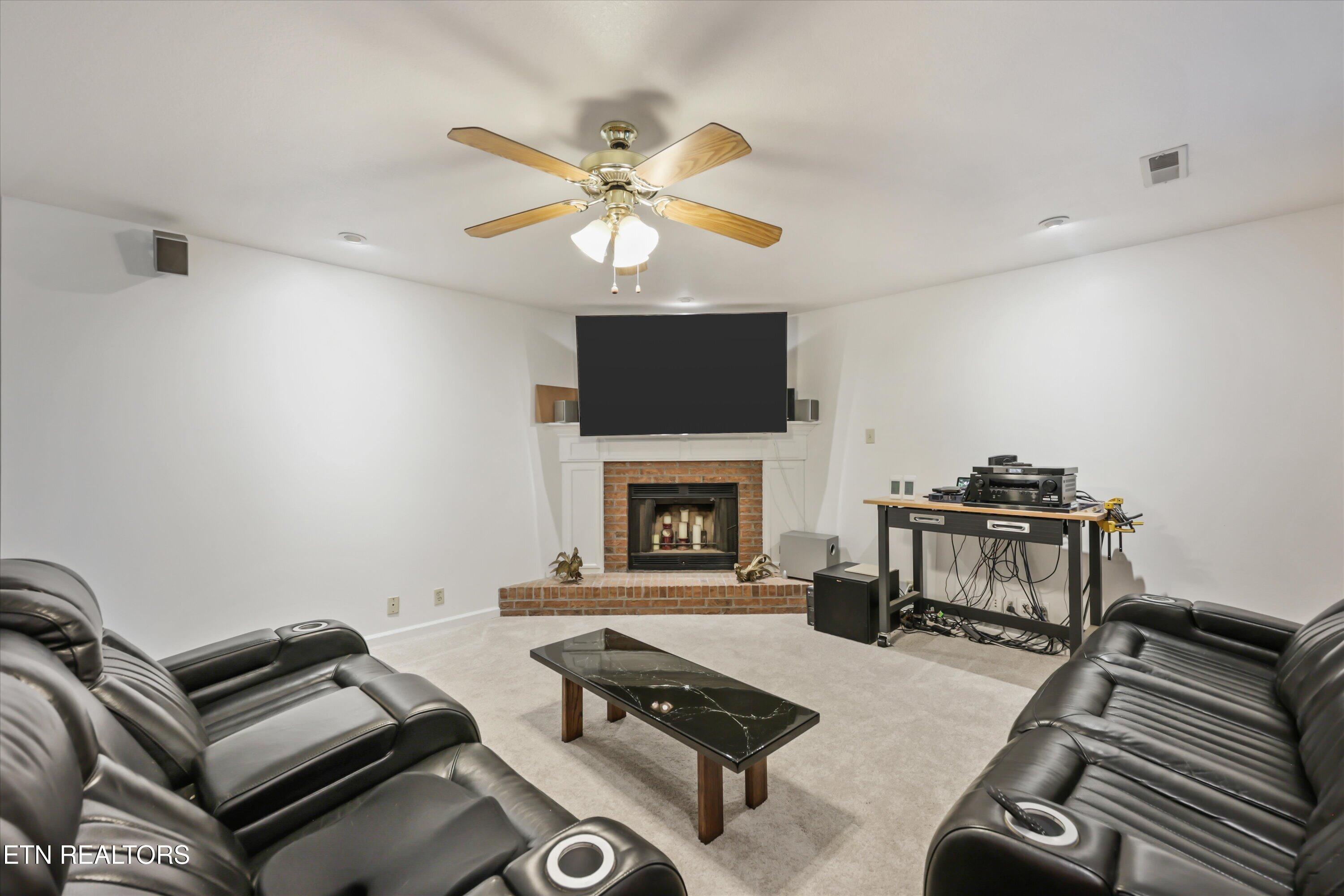 11033 Center Cross Drive Knoxville TN 37934