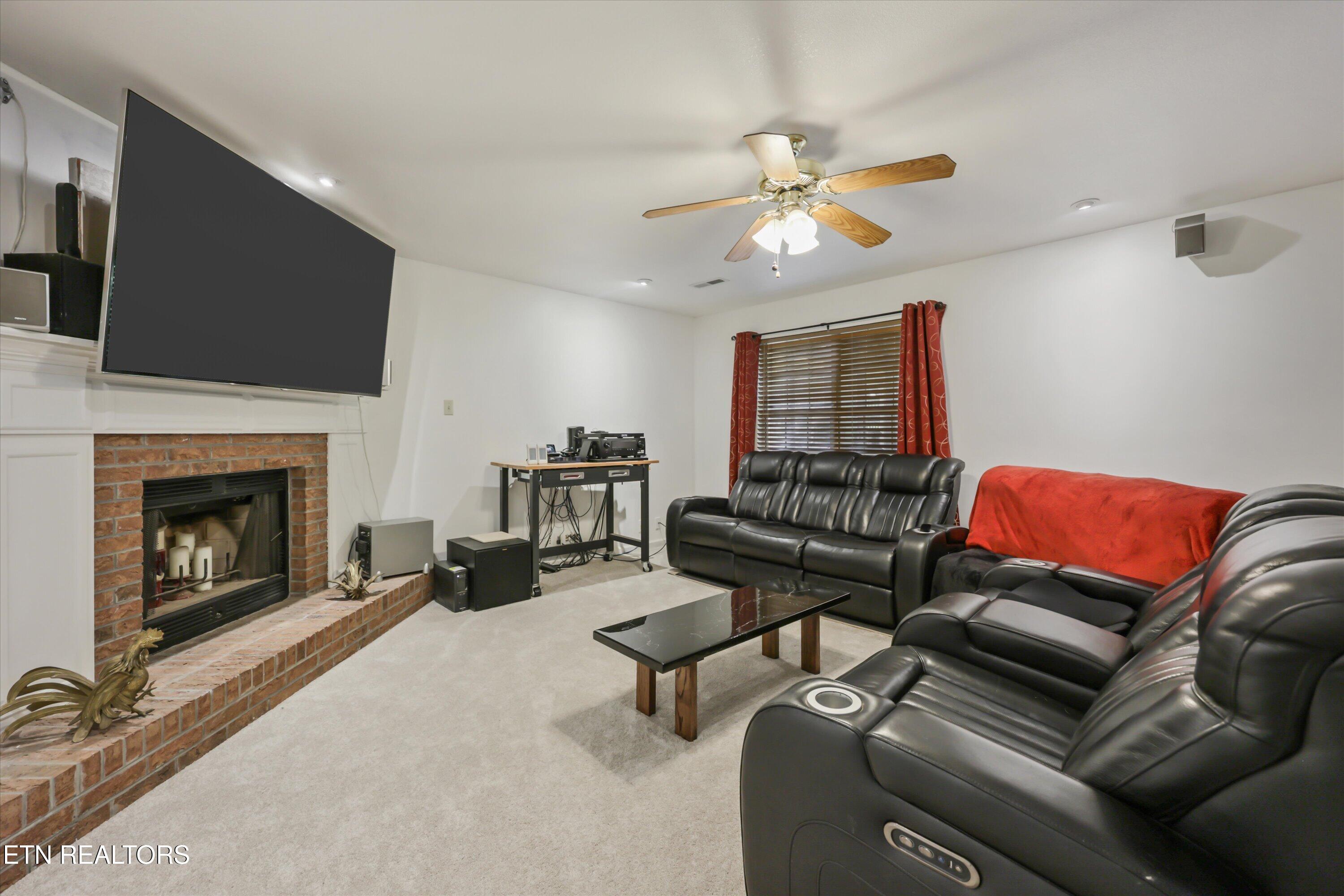 11033 Center Cross Drive Knoxville TN 37934