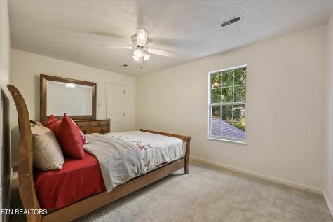 11033 Center Cross Drive Knoxville TN 37934