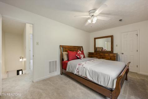 11033 Center Cross Drive Knoxville TN 37934
