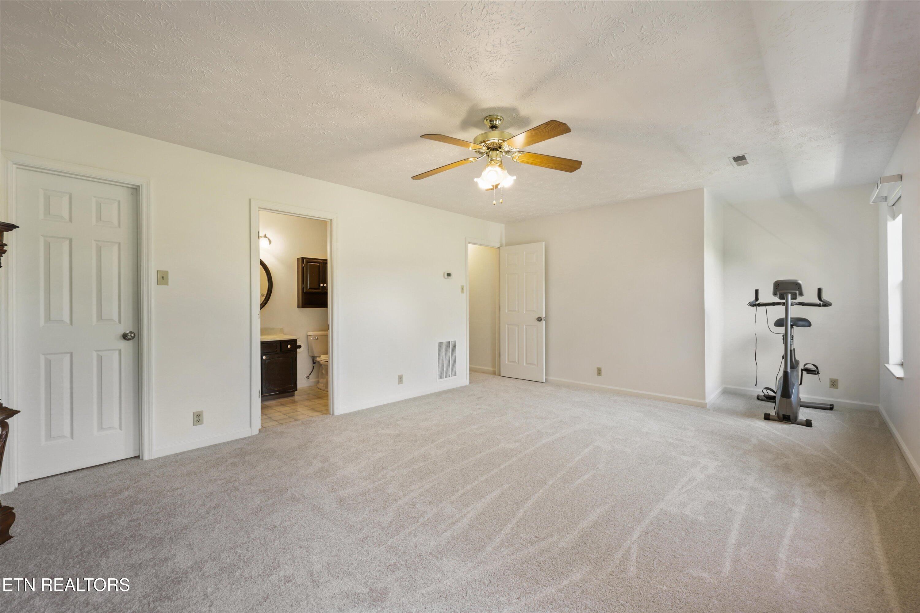 11033 Center Cross Drive Knoxville TN 37934