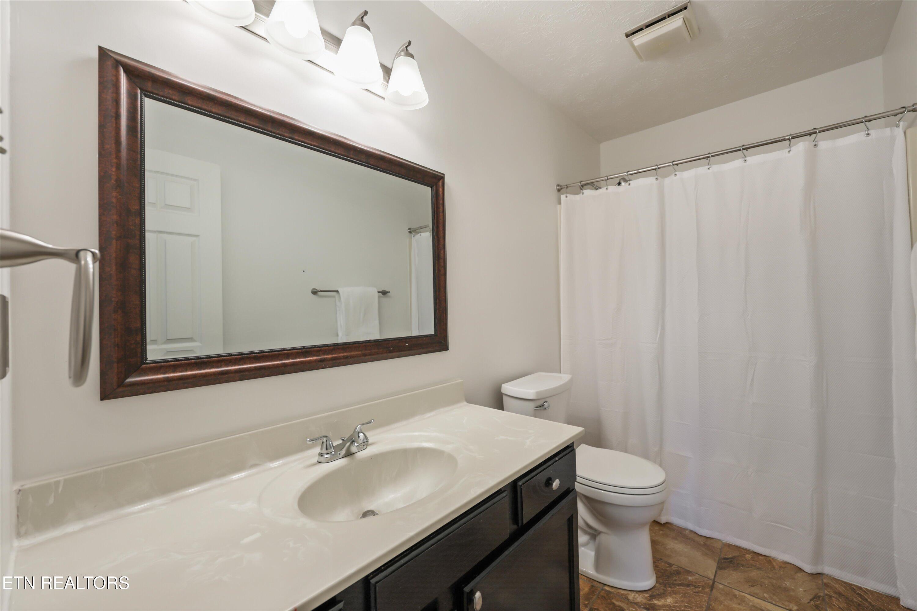 11033 Center Cross Drive Knoxville TN 37934