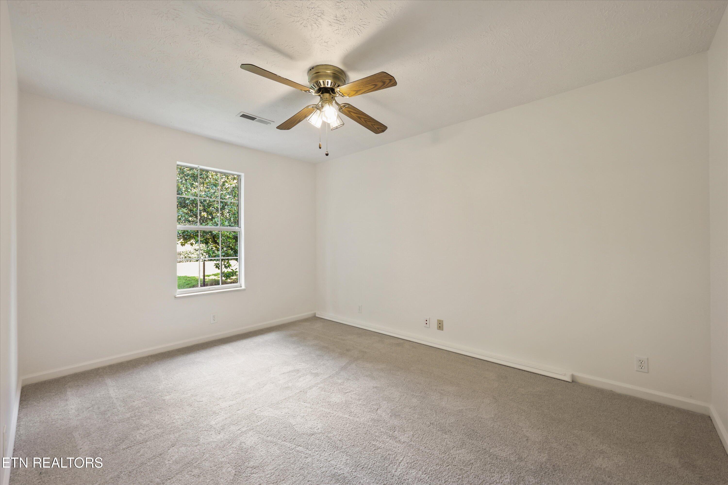 11033 Center Cross Drive Knoxville TN 37934