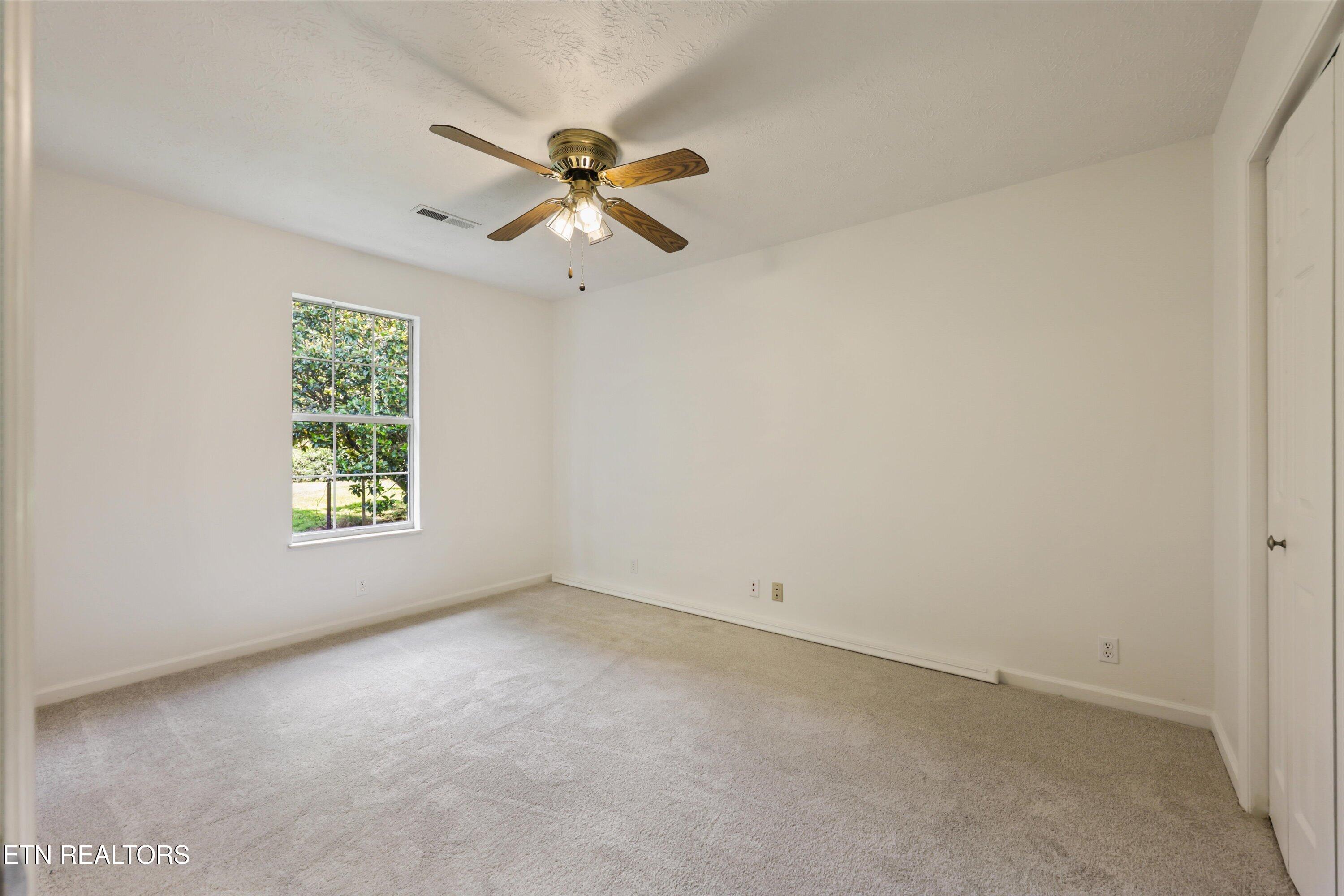 11033 Center Cross Drive Knoxville TN 37934