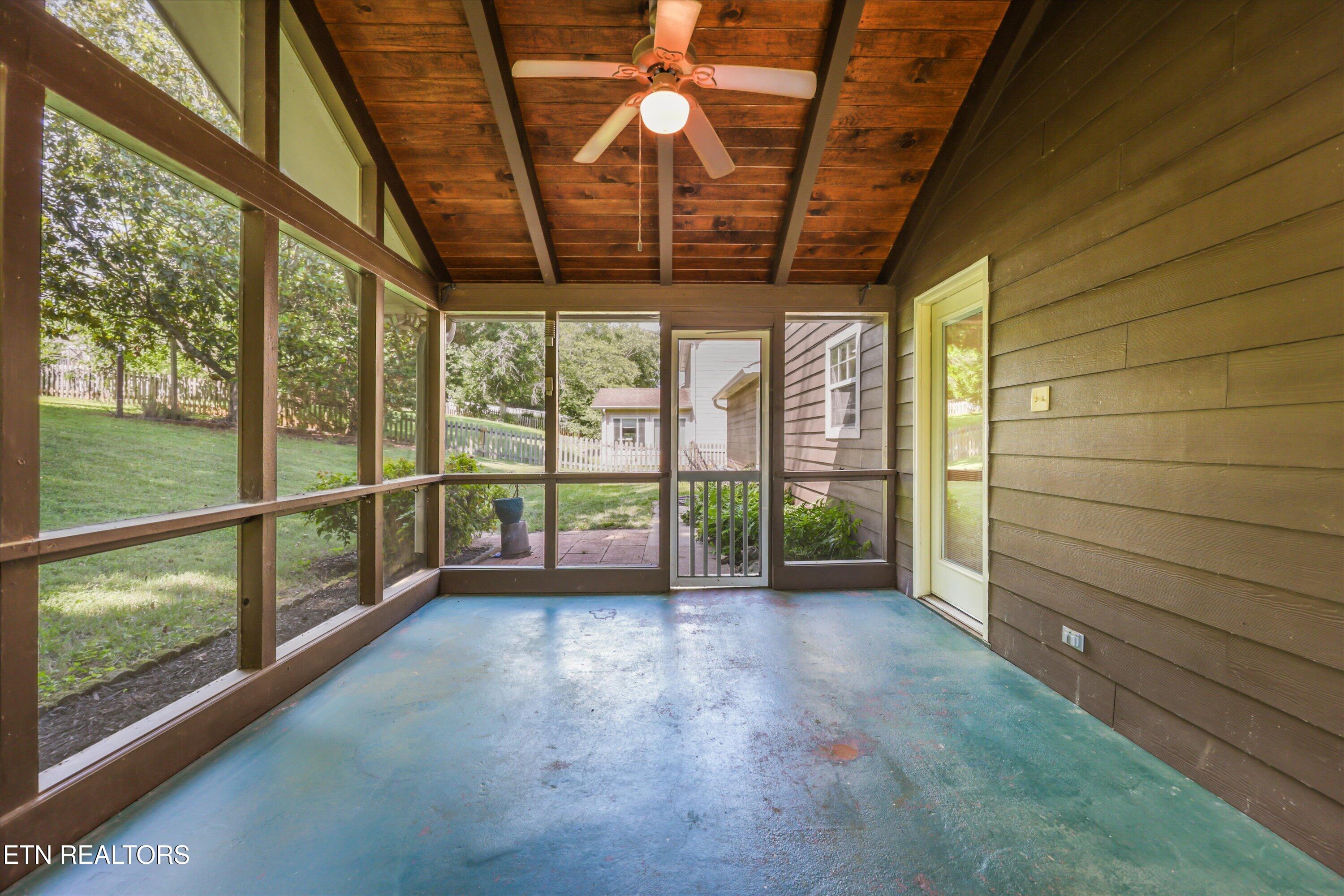 11033 Center Cross Drive Knoxville TN 37934