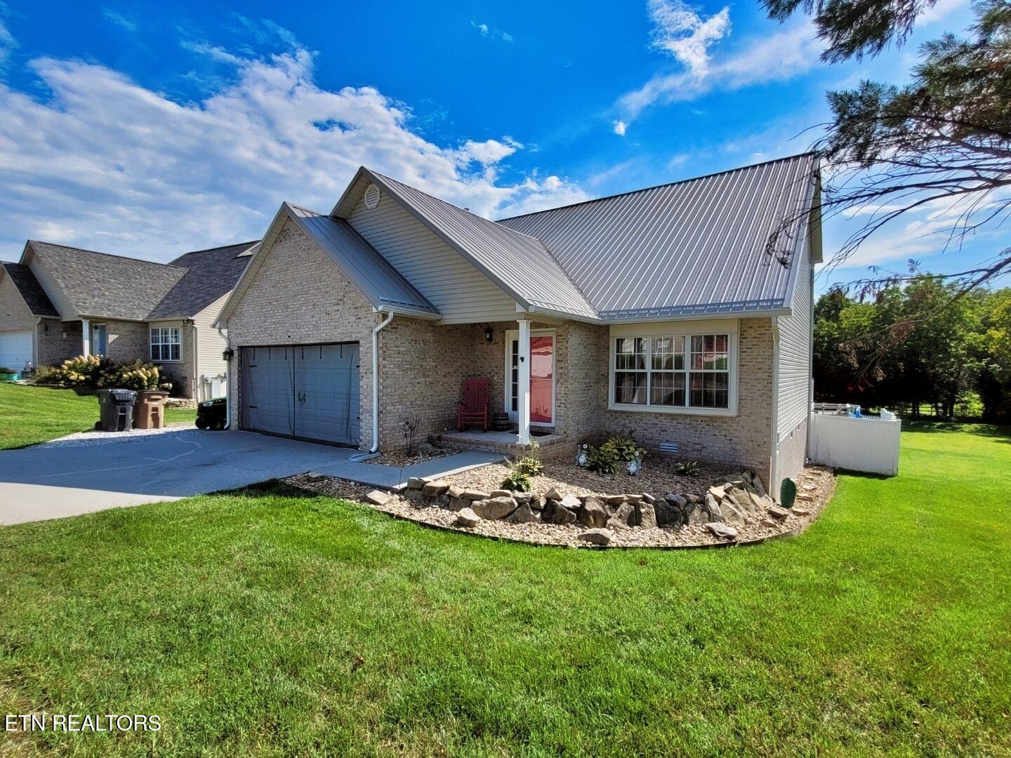 1217 Quiet Brook Lane Knoxville TN 37914