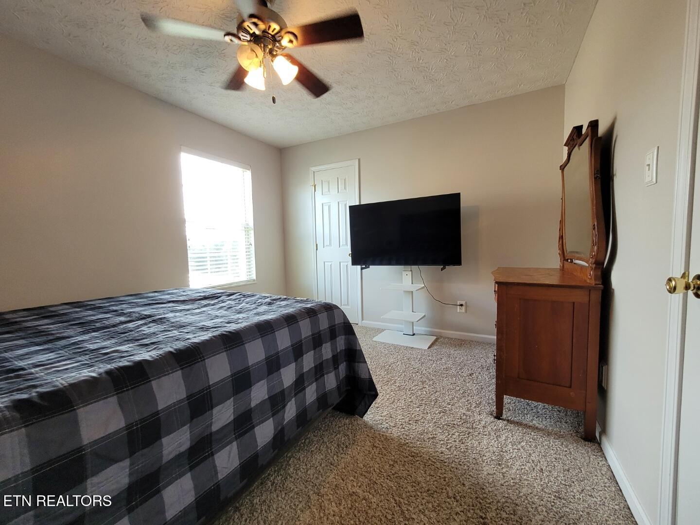 1217 Quiet Brook Lane Knoxville TN 37914
