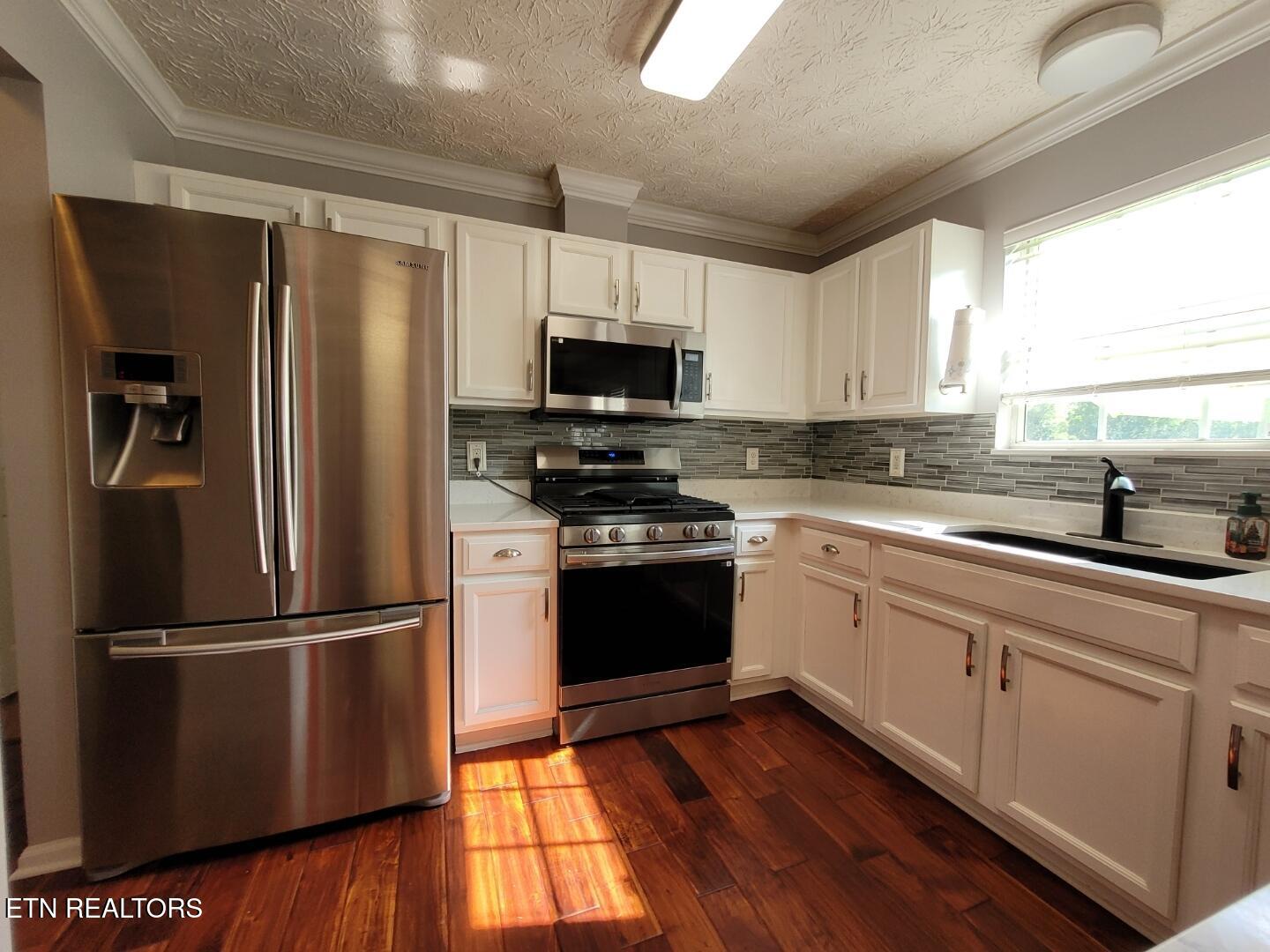 1217 Quiet Brook Lane Knoxville TN 37914