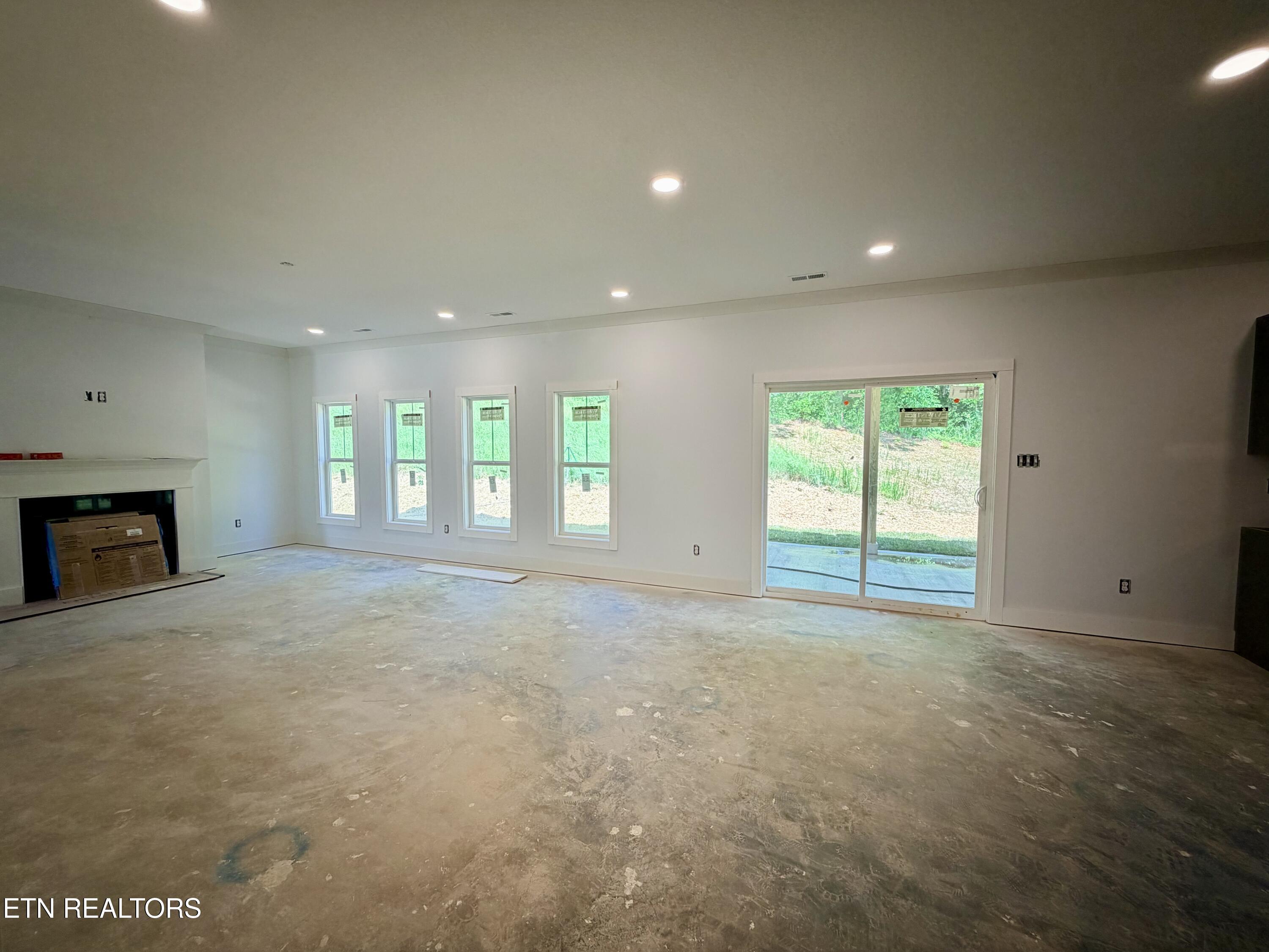 12604 Izzy Mule Lane Knoxville TN 37932