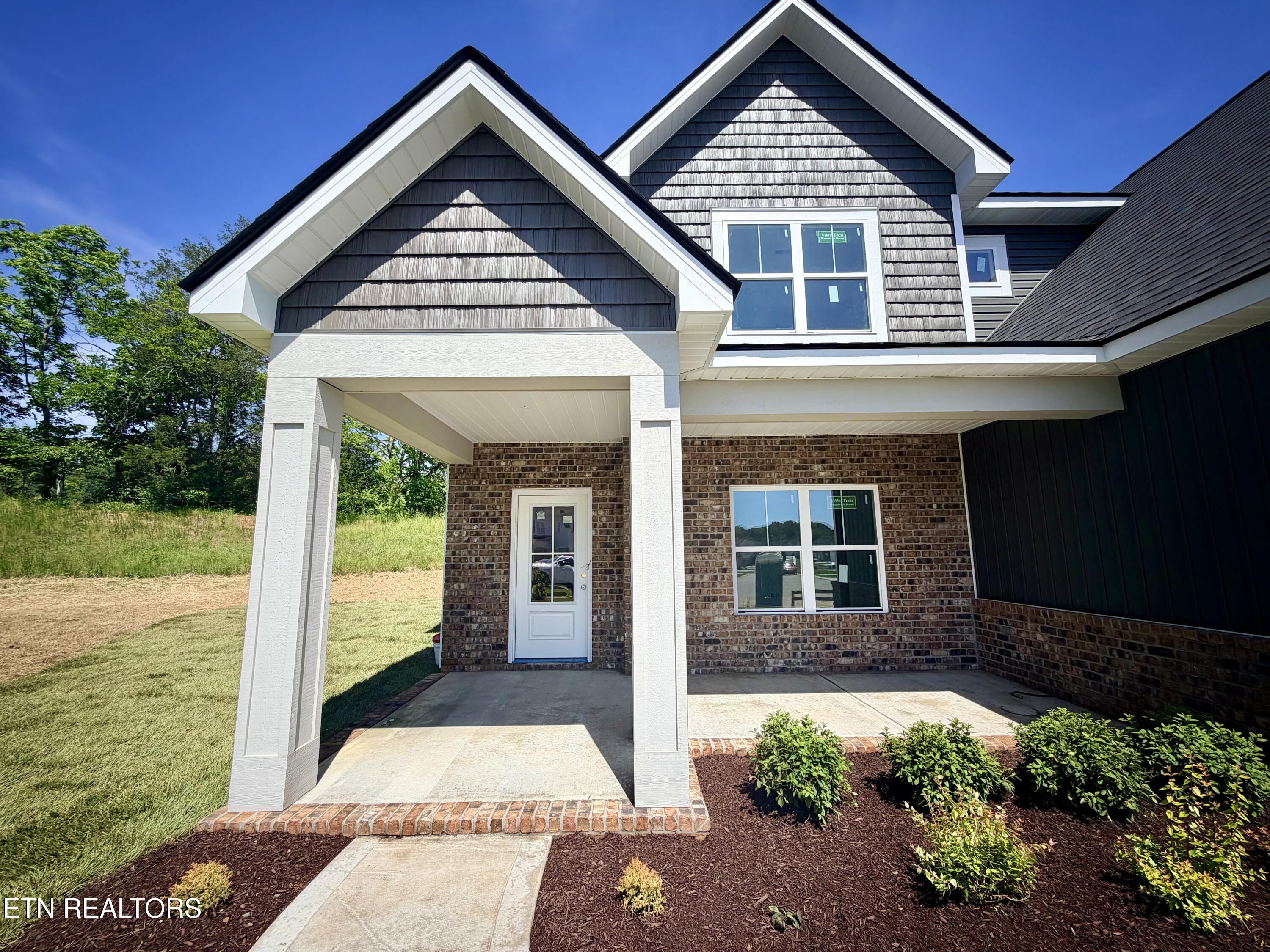 12604 Izzy Mule Lane Knoxville TN 37932