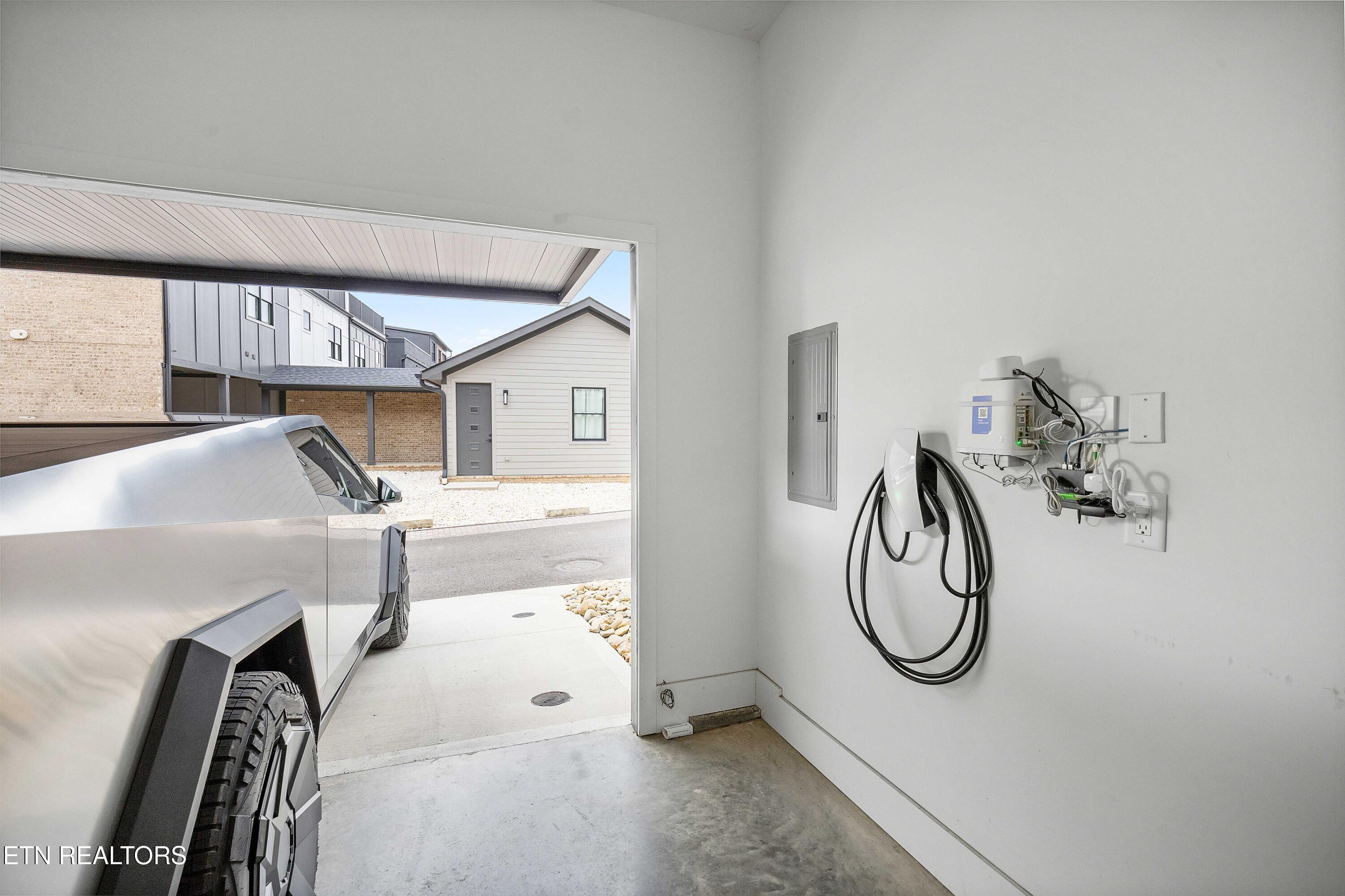 9831 Clingmans Dome Drive Knoxville TN 37922