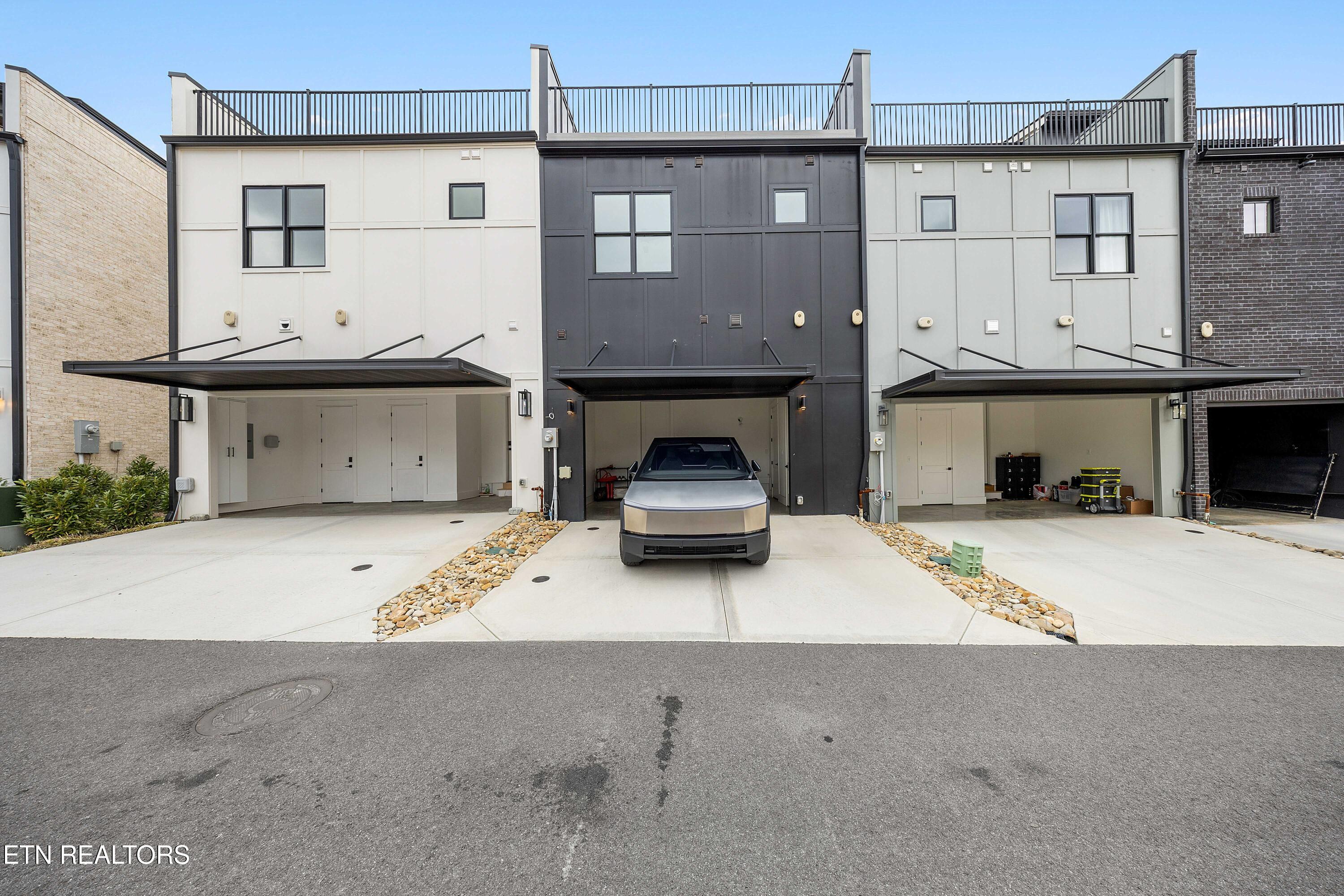 9831 Clingmans Dome Drive Knoxville TN 37922