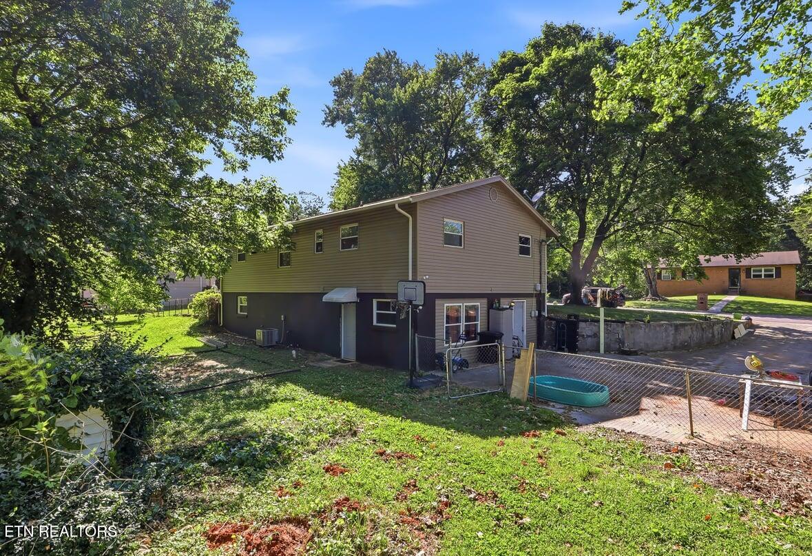 3106 NW Sycamore View Court Knoxville TN 37921