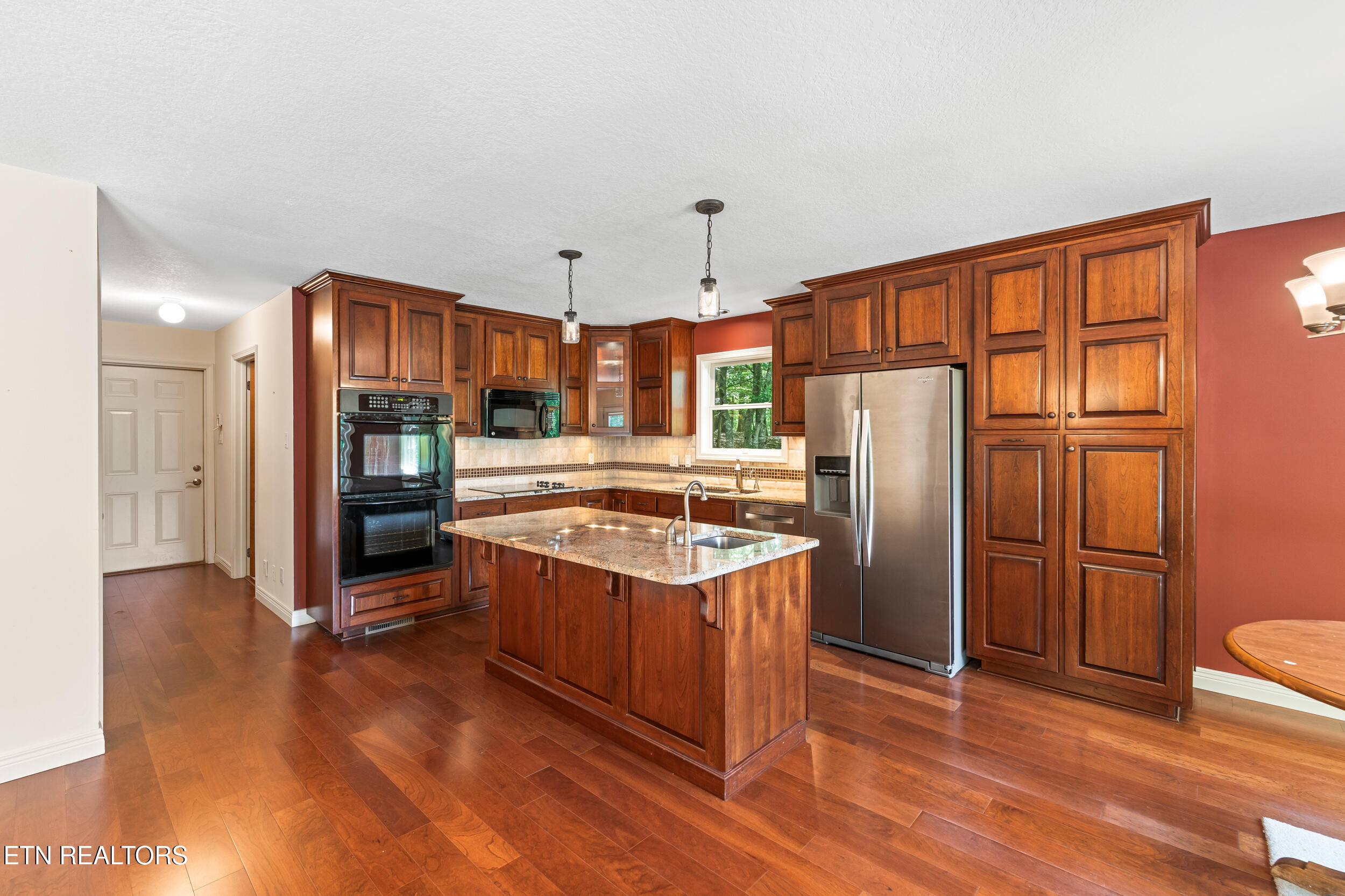134 Holly Lane Kingston TN 37763