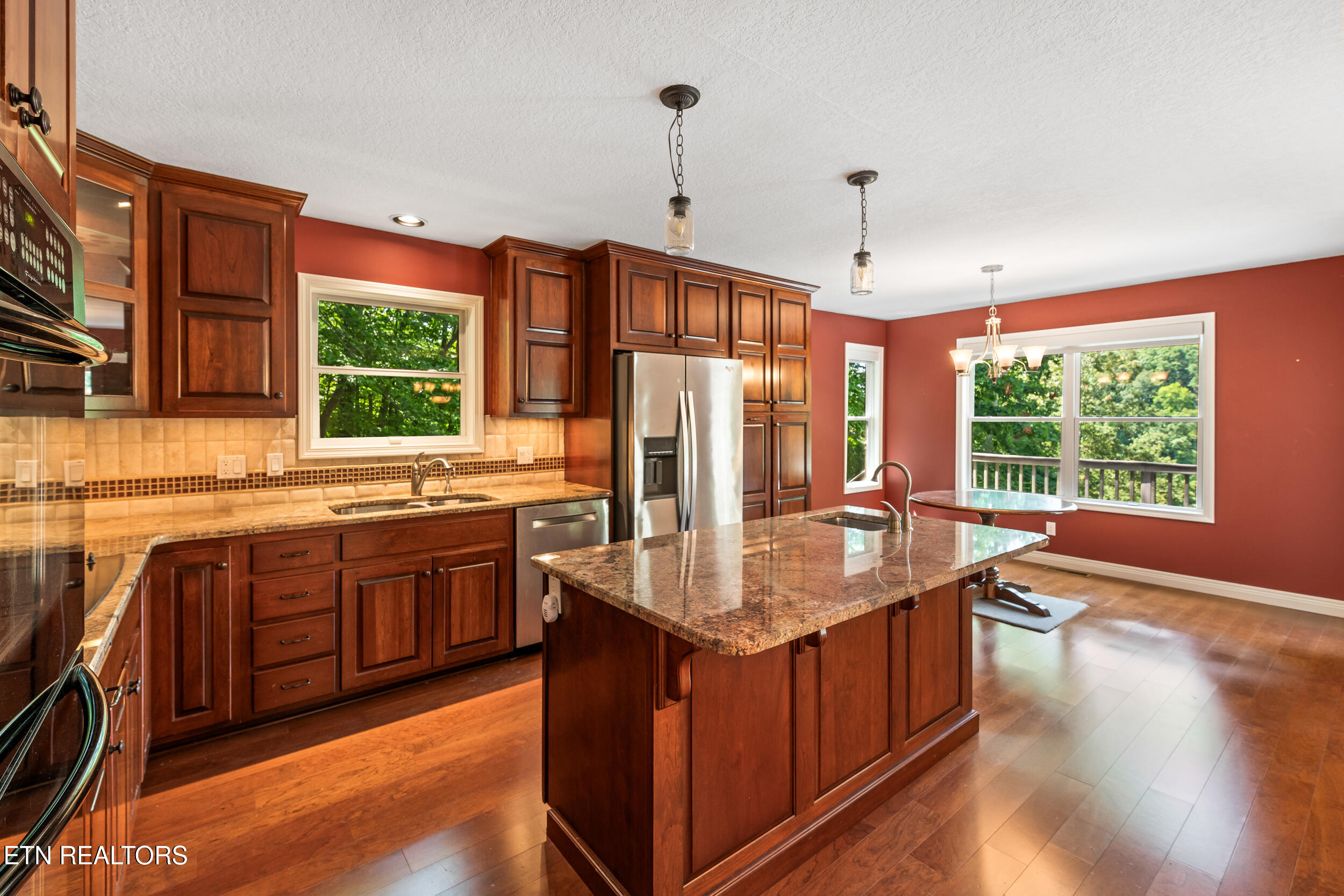 134 Holly Lane Kingston TN 37763