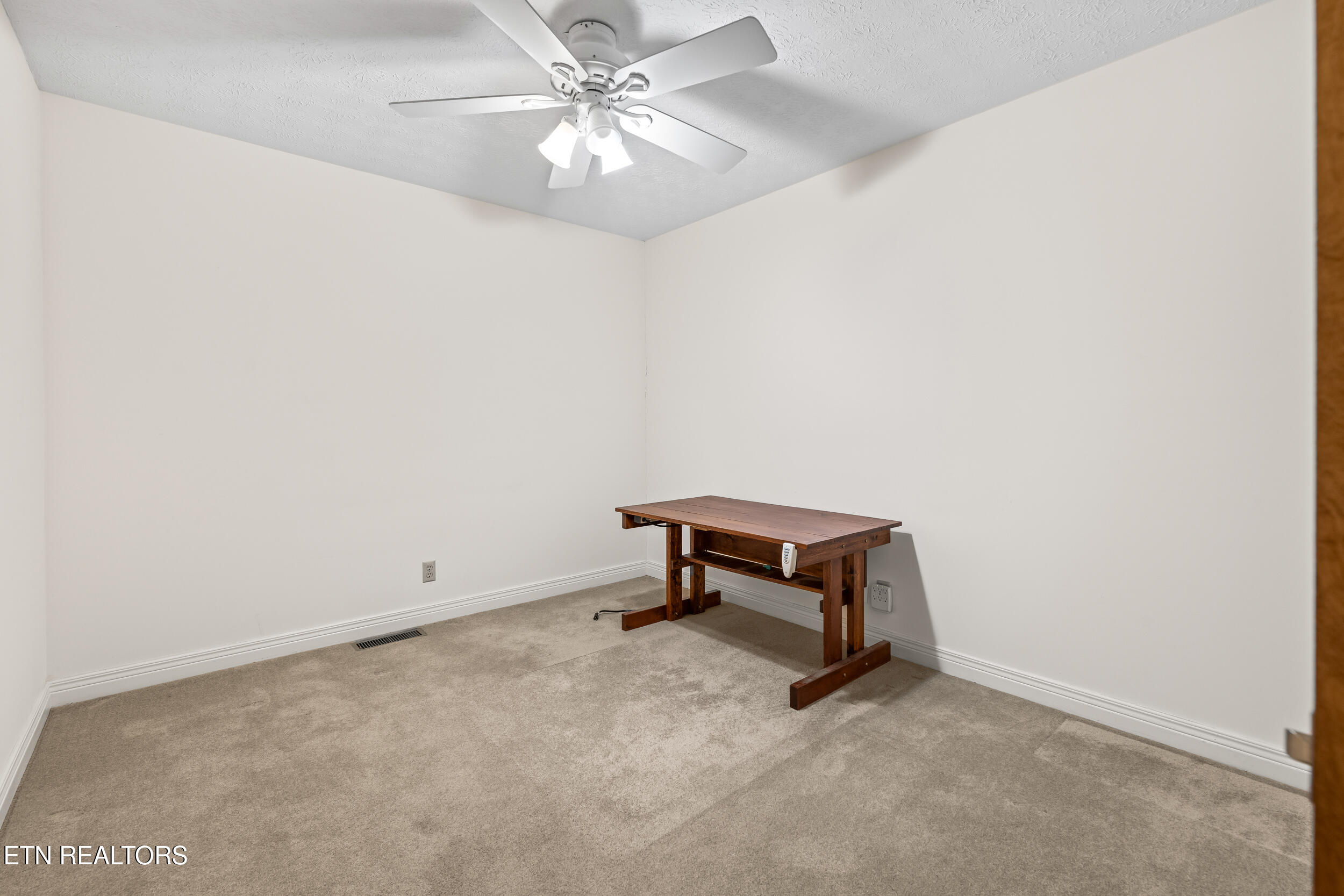 134 Holly Lane Kingston TN 37763