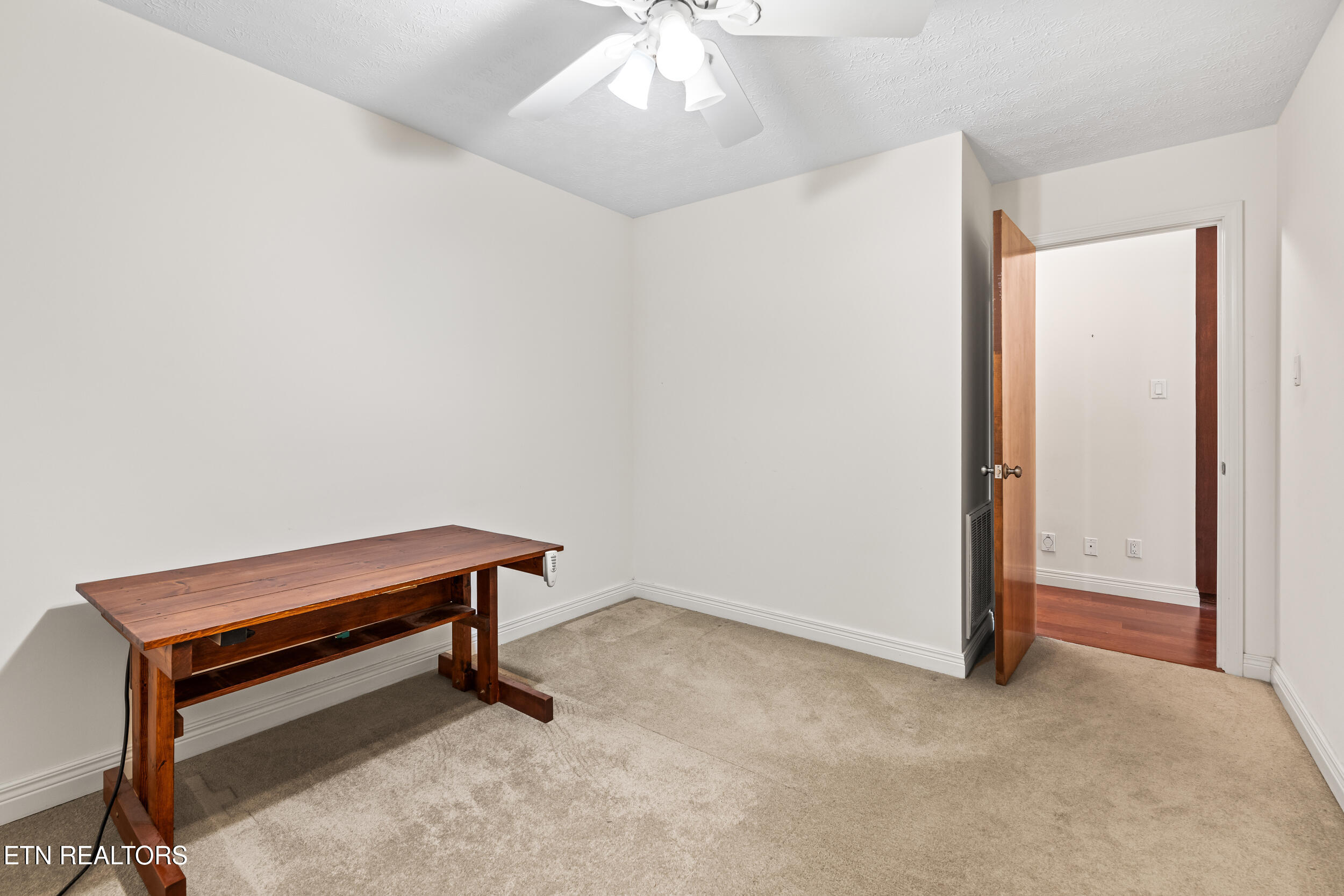 134 Holly Lane Kingston TN 37763