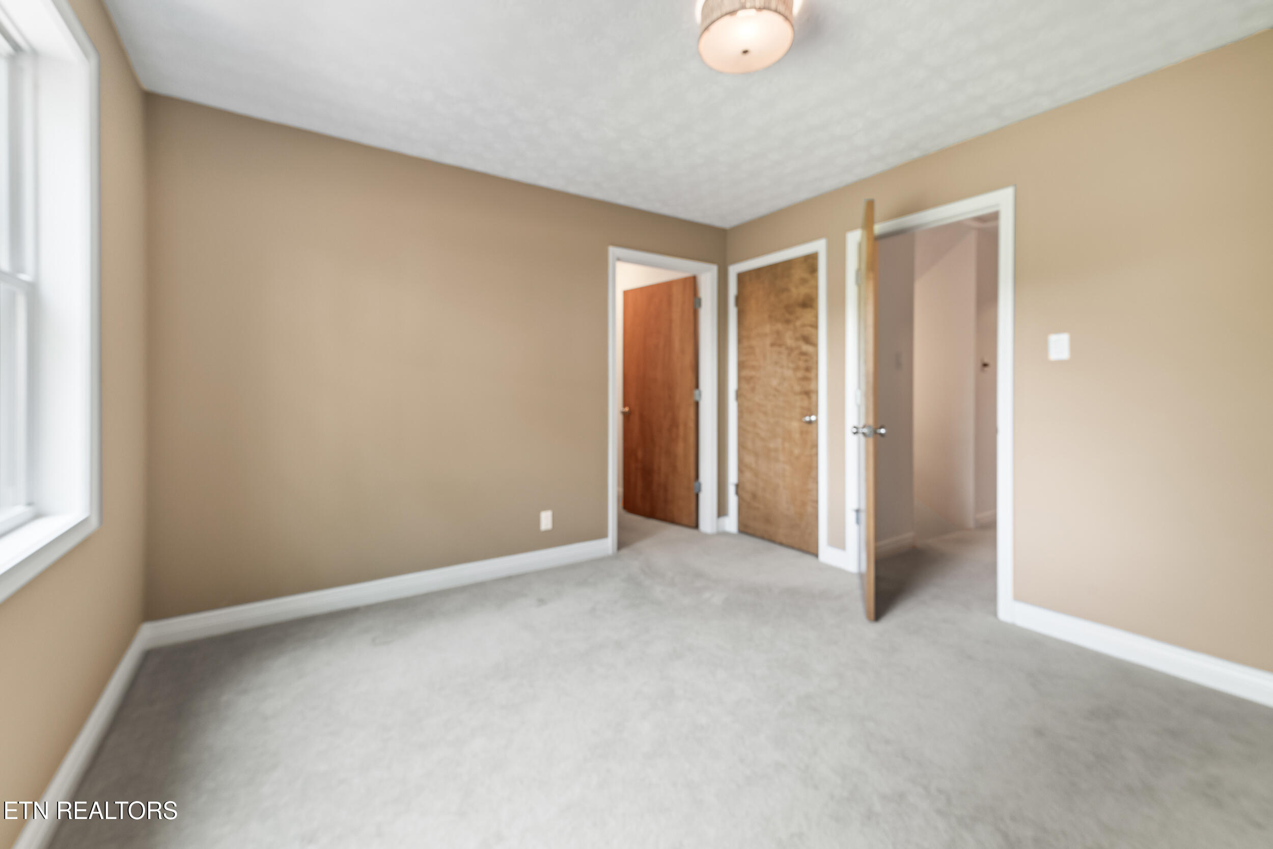134 Holly Lane Kingston TN 37763