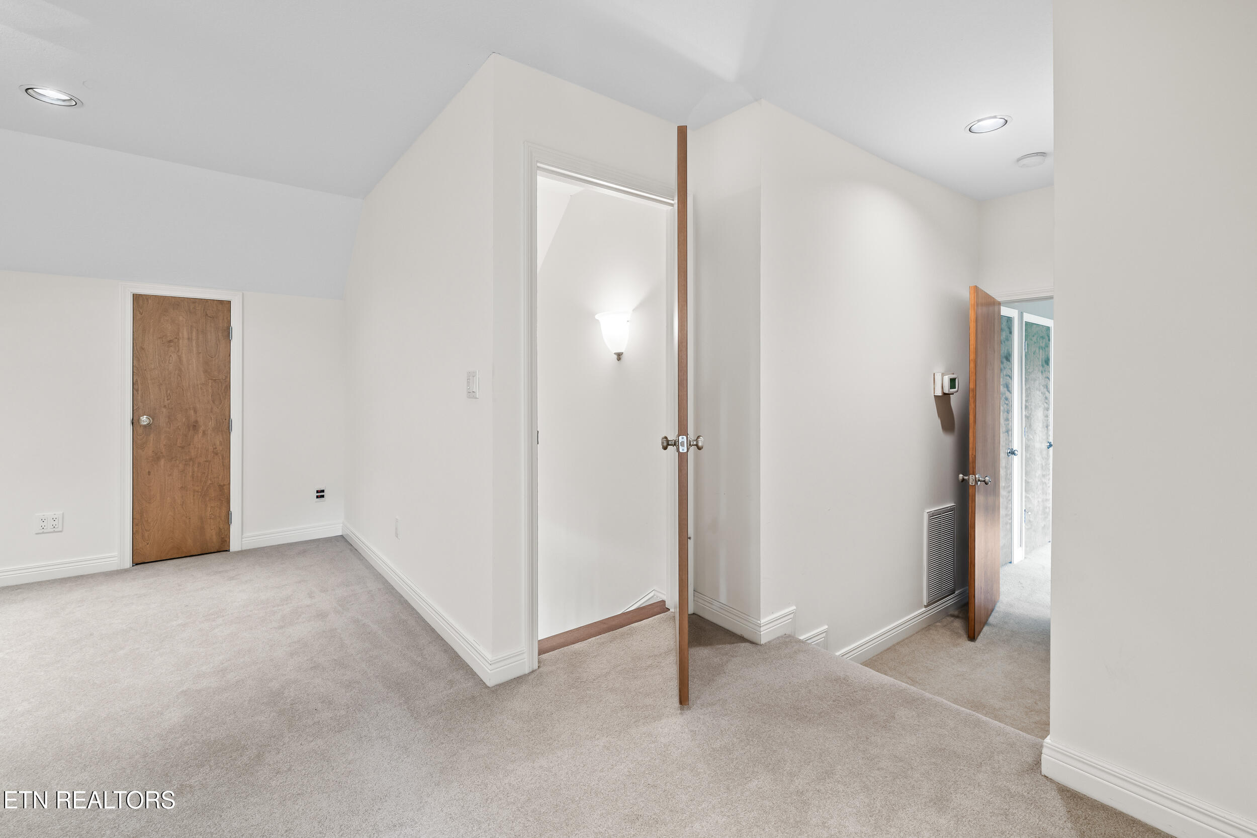 134 Holly Lane Kingston TN 37763