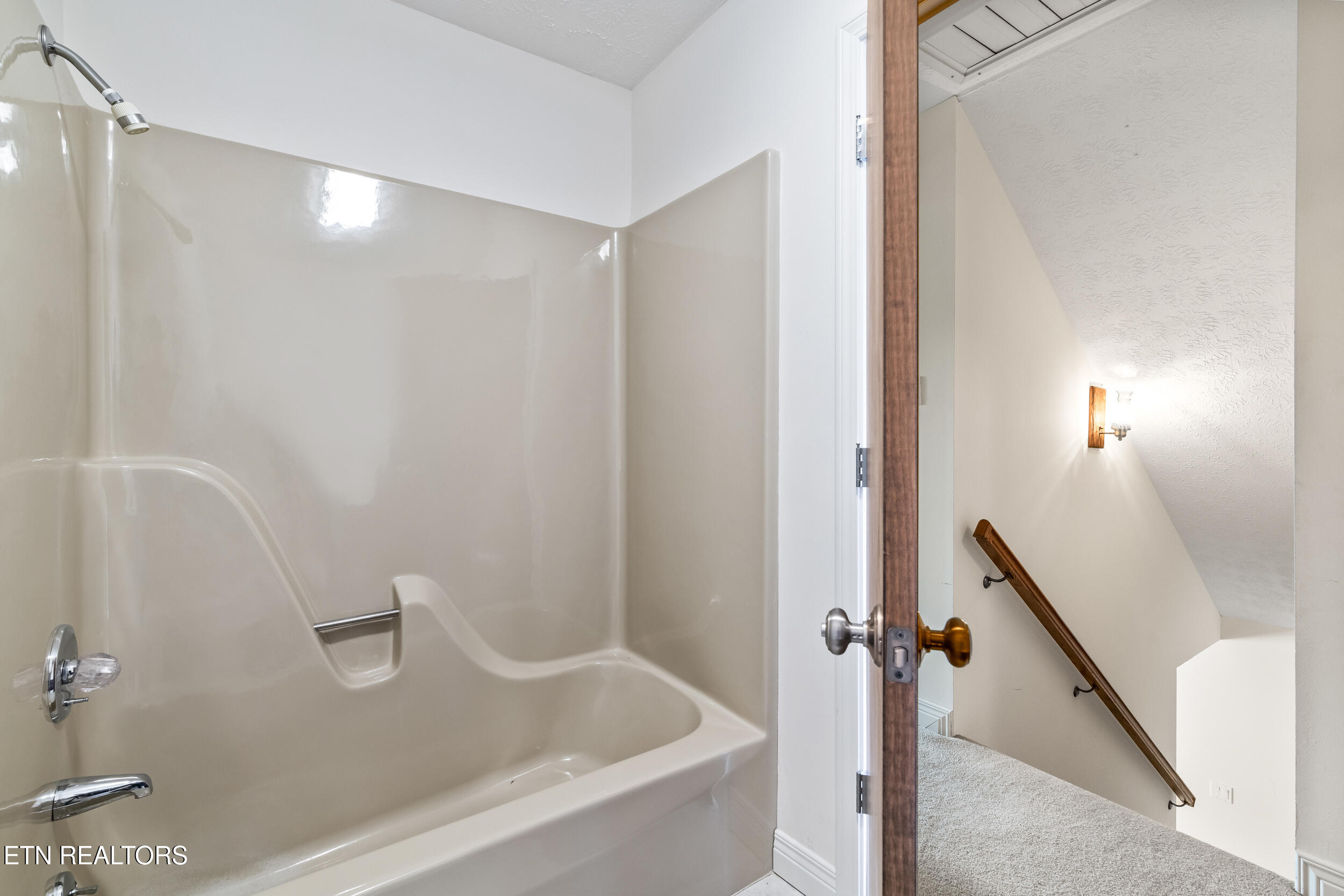 134 Holly Lane Kingston TN 37763